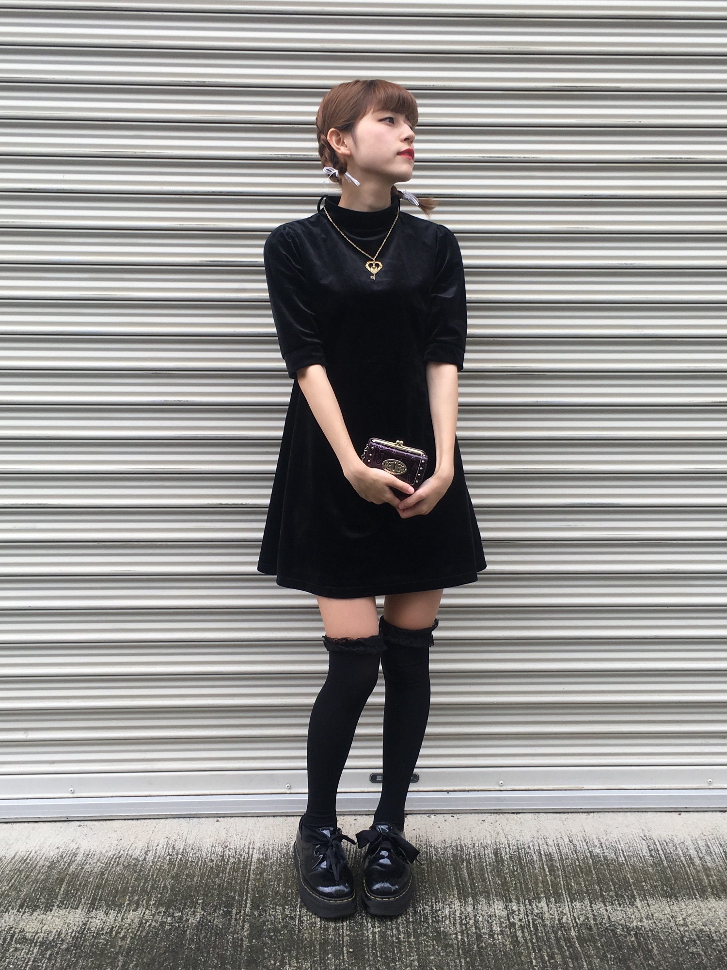 BUBBLES（バブルス）の「チョーカー付きベロアワンピース（ワンピース 
