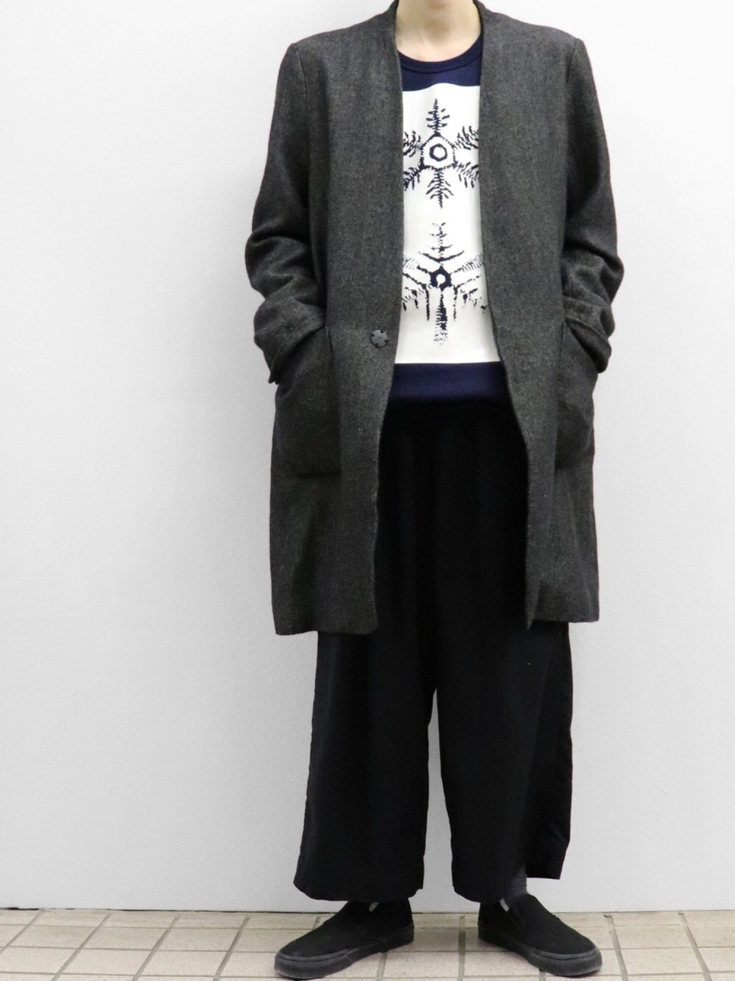 FIRMUM シェットランドウール&リネン交織ブロークンツイル　ノーカラーJKT NO CONTROL AIR（ノーコントロールエアー）の「FIRMUM シェットランド