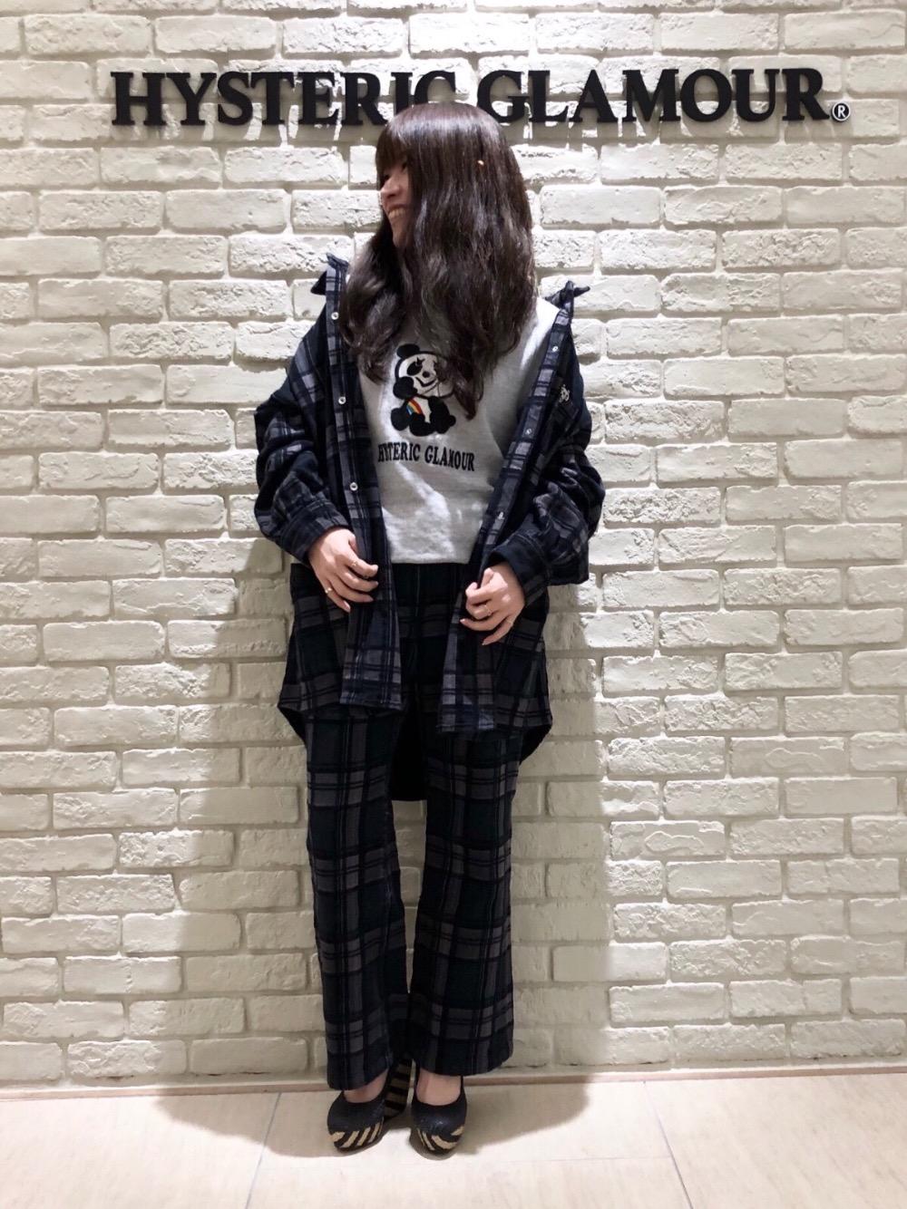 HYSTERIC RAINBOW PANDA刺繍スウェット HYSTERIC GLAMOUR（ヒステリックグラマー）の「RAINBOW PANDA
