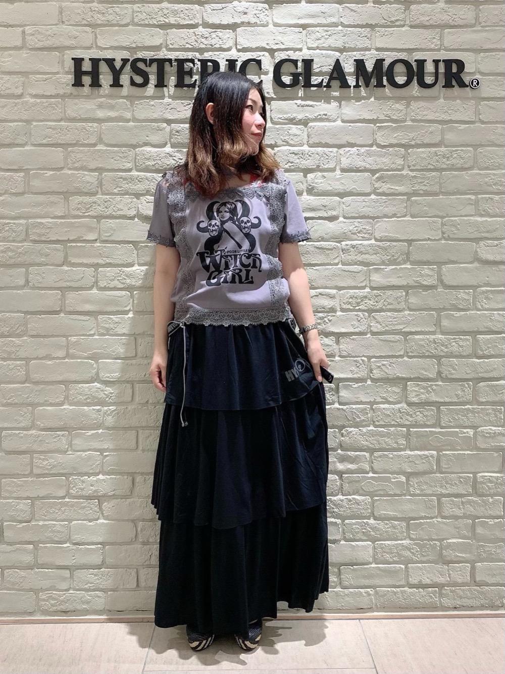 新品タグ付き【ヒステリックグラマー】HYS WITCH ショートTシャツ 黒 HYSTERIC GLAMOUR（ヒステリックグラマー）の「HYS WITCH