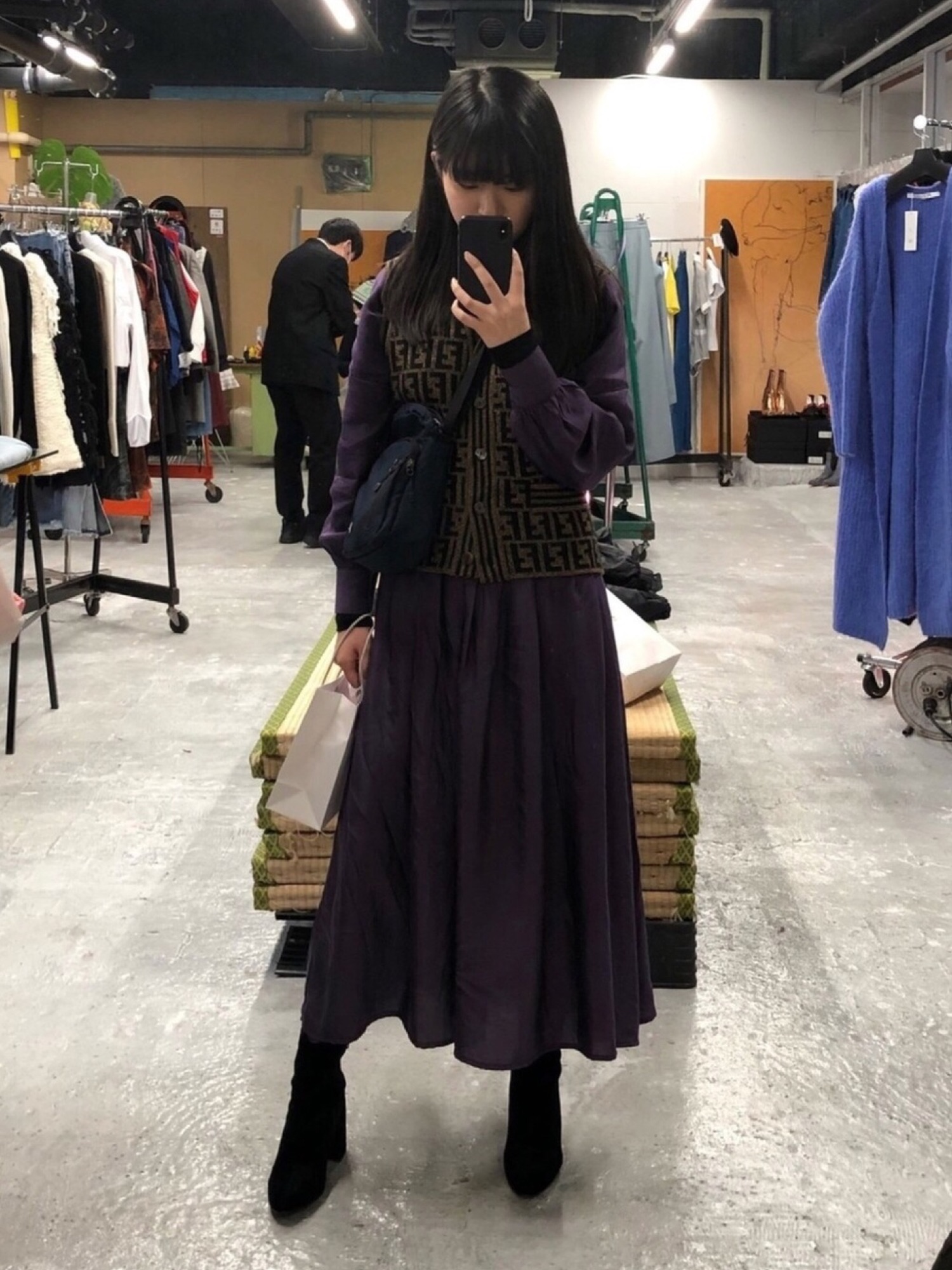 FENDIのベストを使った人気ファッションコーディネート - WEAR