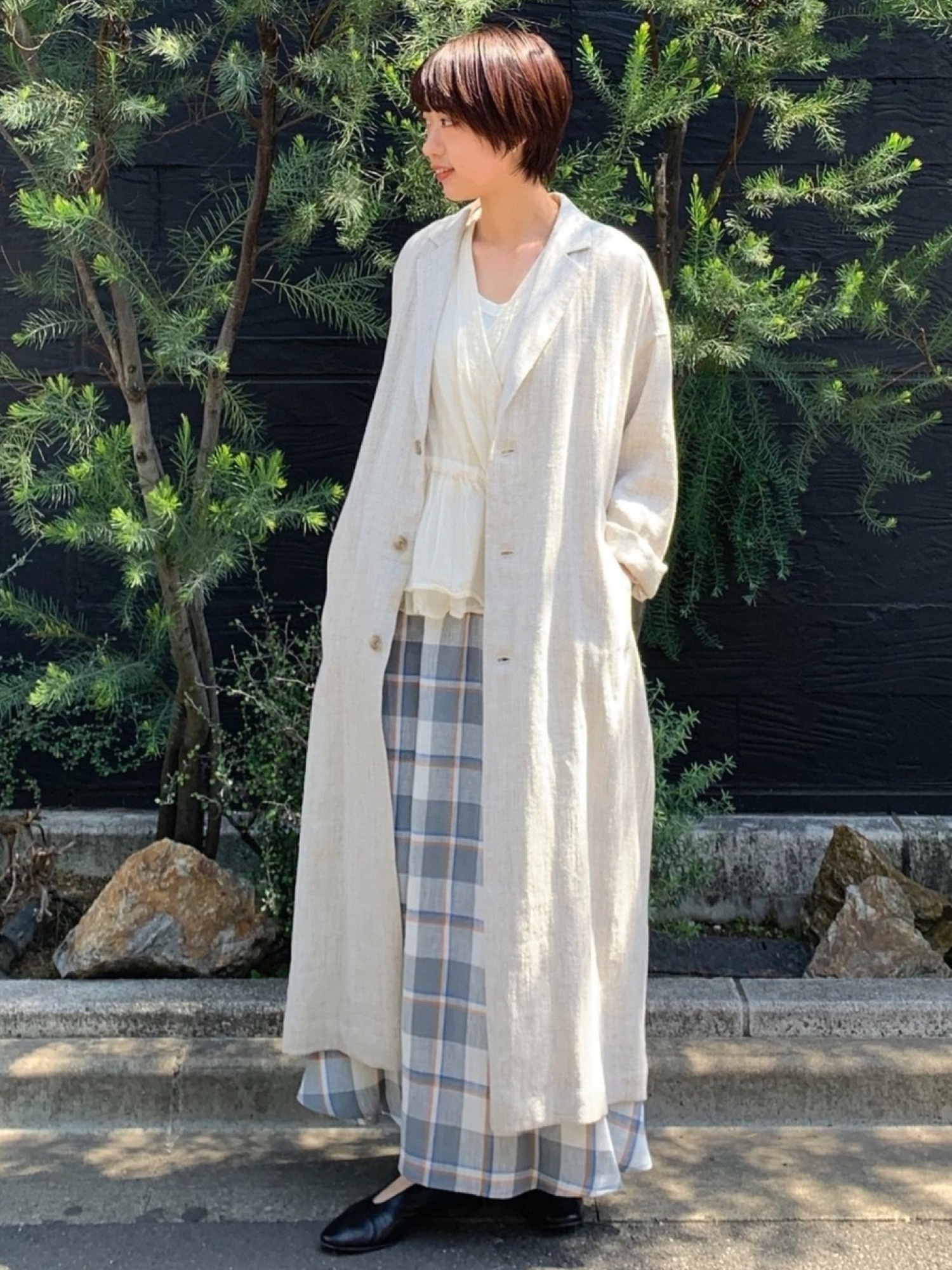 かぐれ（カグレ）の「シルクリネンチェスターコート（チェスターコート