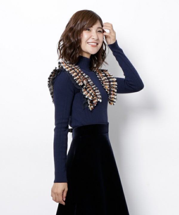 Re.Verofonna（ヴェロフォンナ）の「トゥルニエツイードフリルスタンド