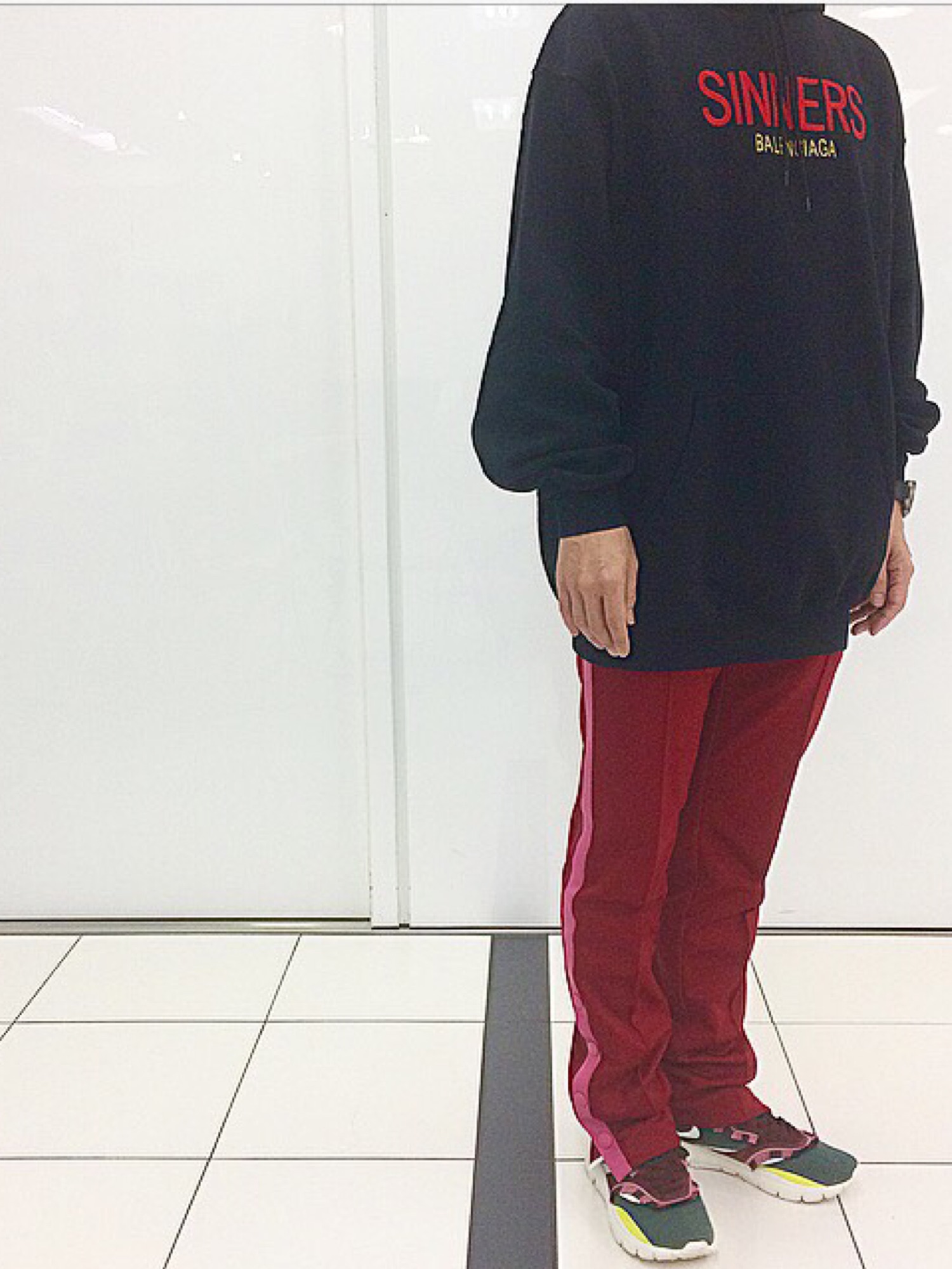 BALENCIAGA（バレンシアガ）の「Balenciaga - Sinners オーバーサイズ