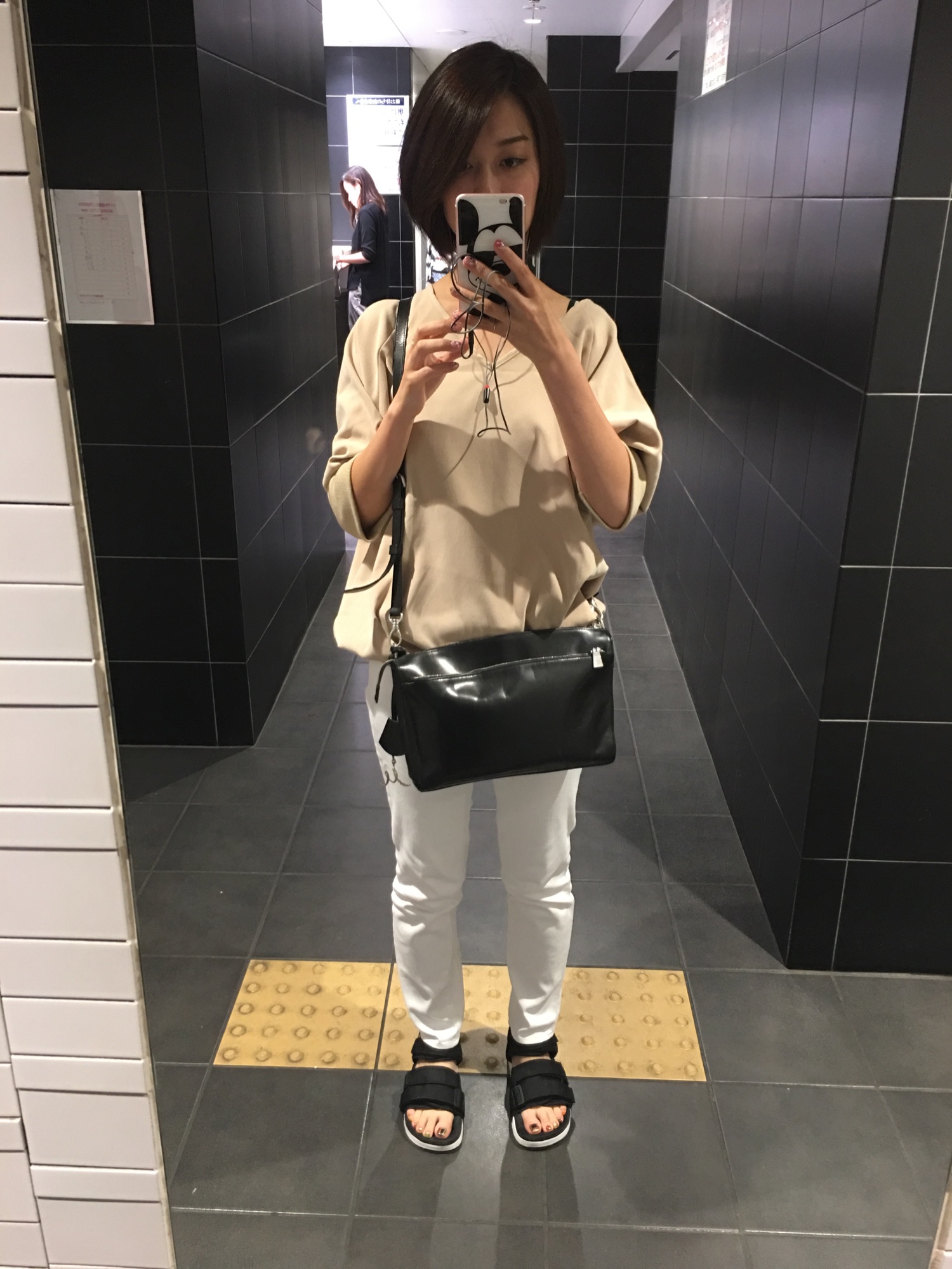 aniary（アニアリ）の「【aniary】アイディアルレザースマート 