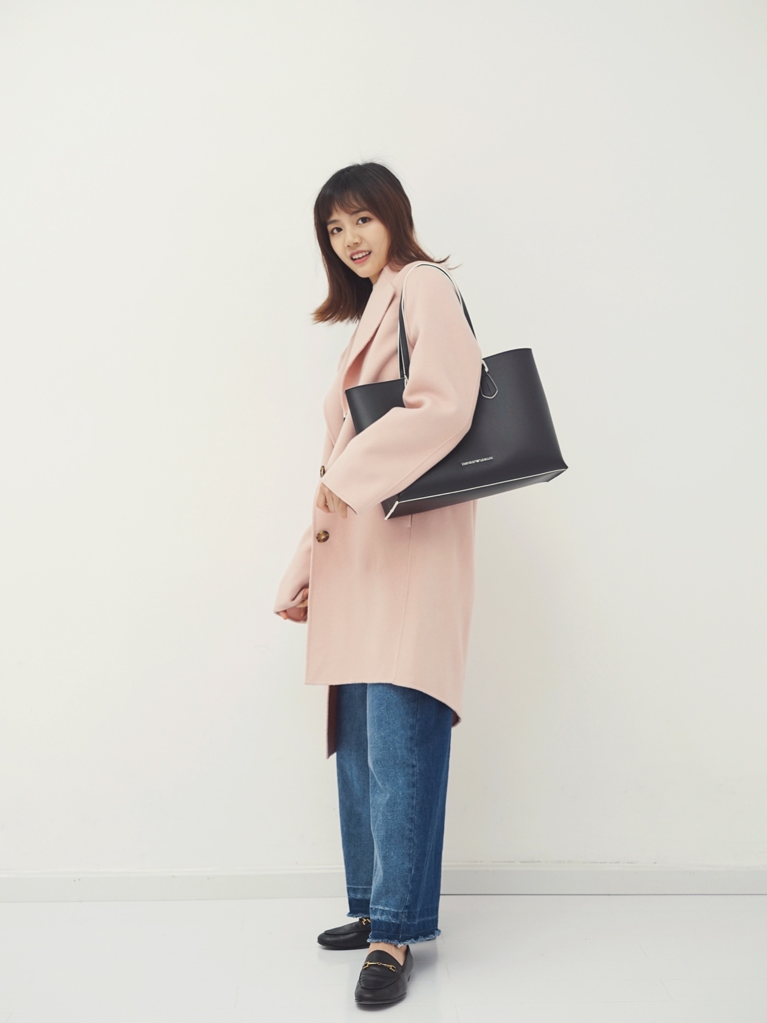 Acne Studiosのダッフルコートを使った人気ファッションコーディネート