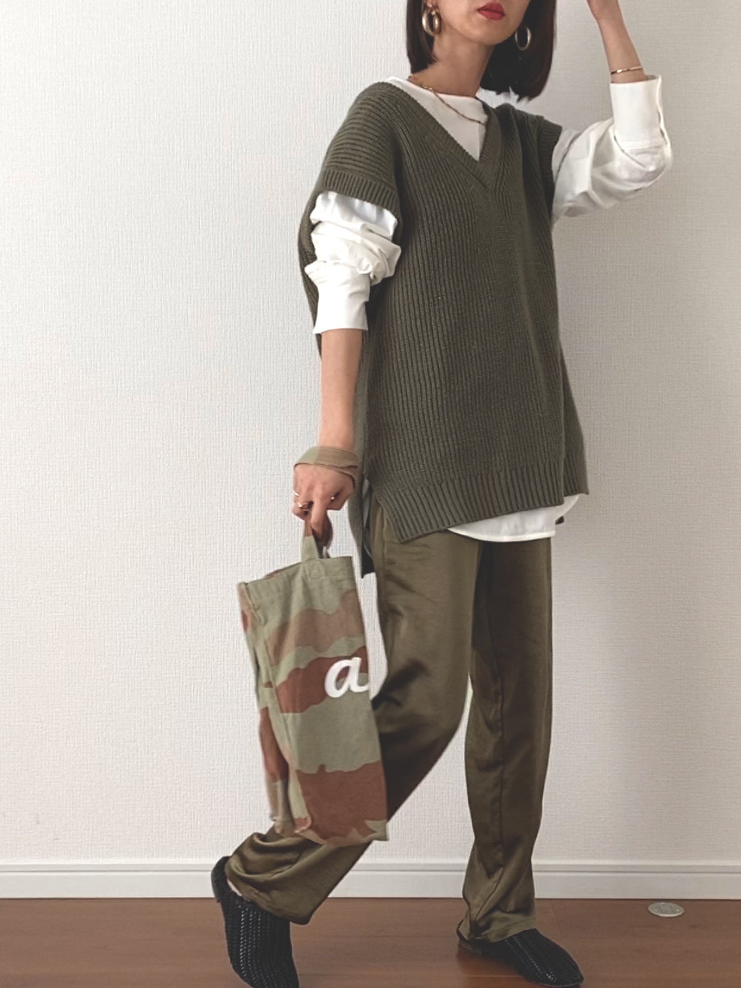 アダムエロペ　2019aw コットンサテンツイルチュニックシャツ ADAM ET ROPE'（アダムエロペ）の「【WEB限定】コットンサテンツイル