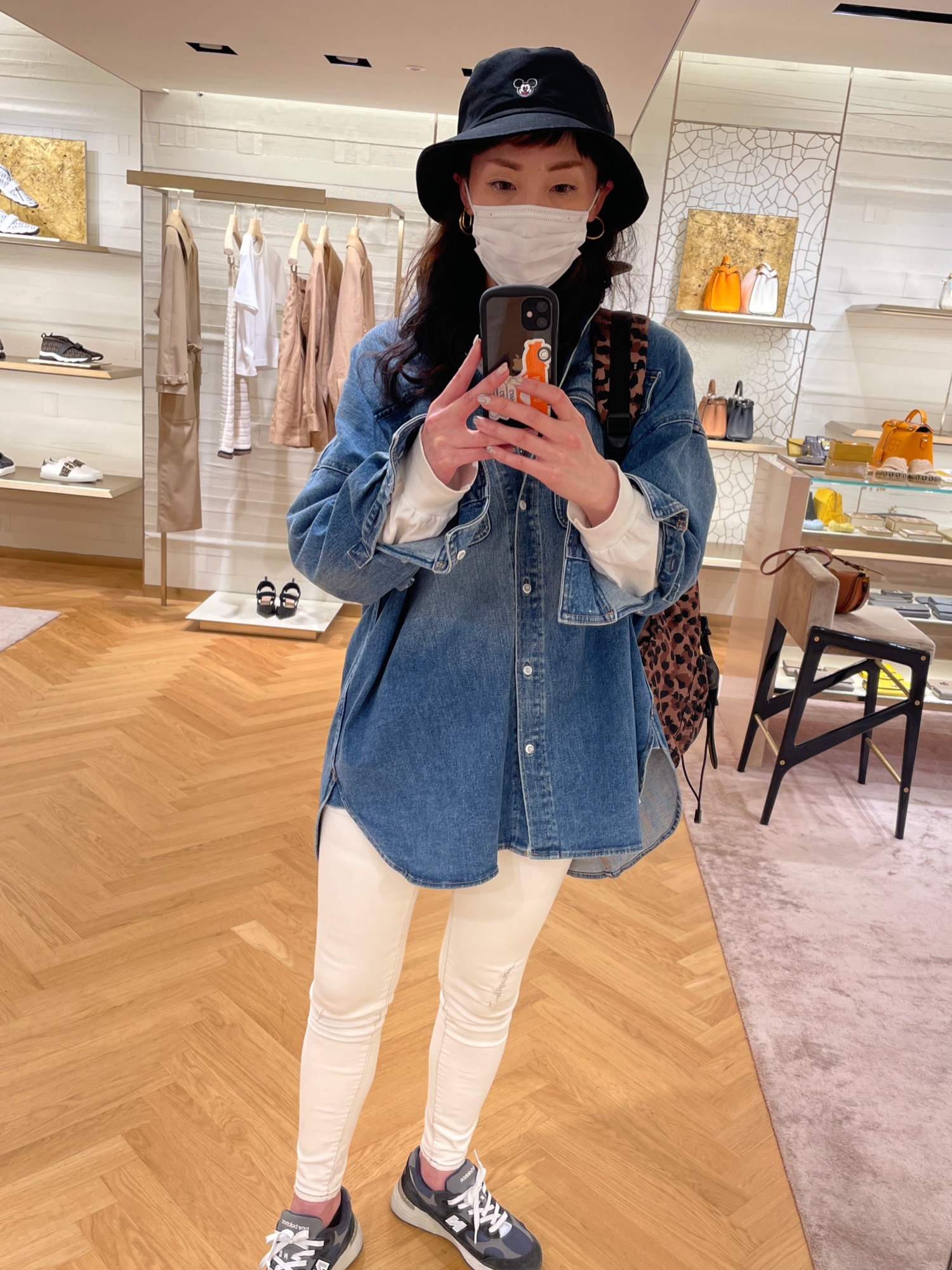 DeuxiemeClasse GALLERY DEPT BACKプリント ロンT Deuxieme Classe（ドゥーズィエムクラス）の「GALLERY DEPT BACK