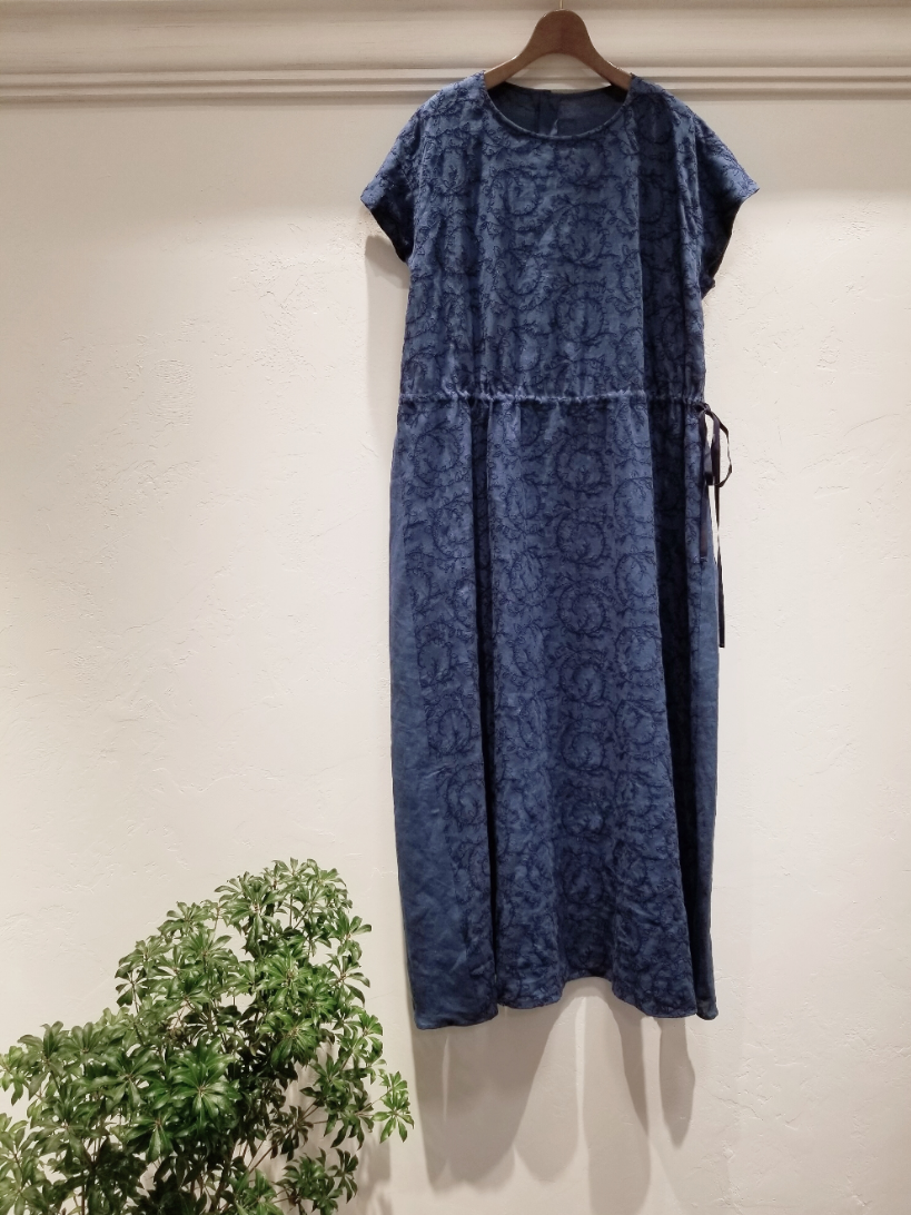 BEARDSLEY（ビアズリー）の「花刺繍ロングワンピース（ワンピース
