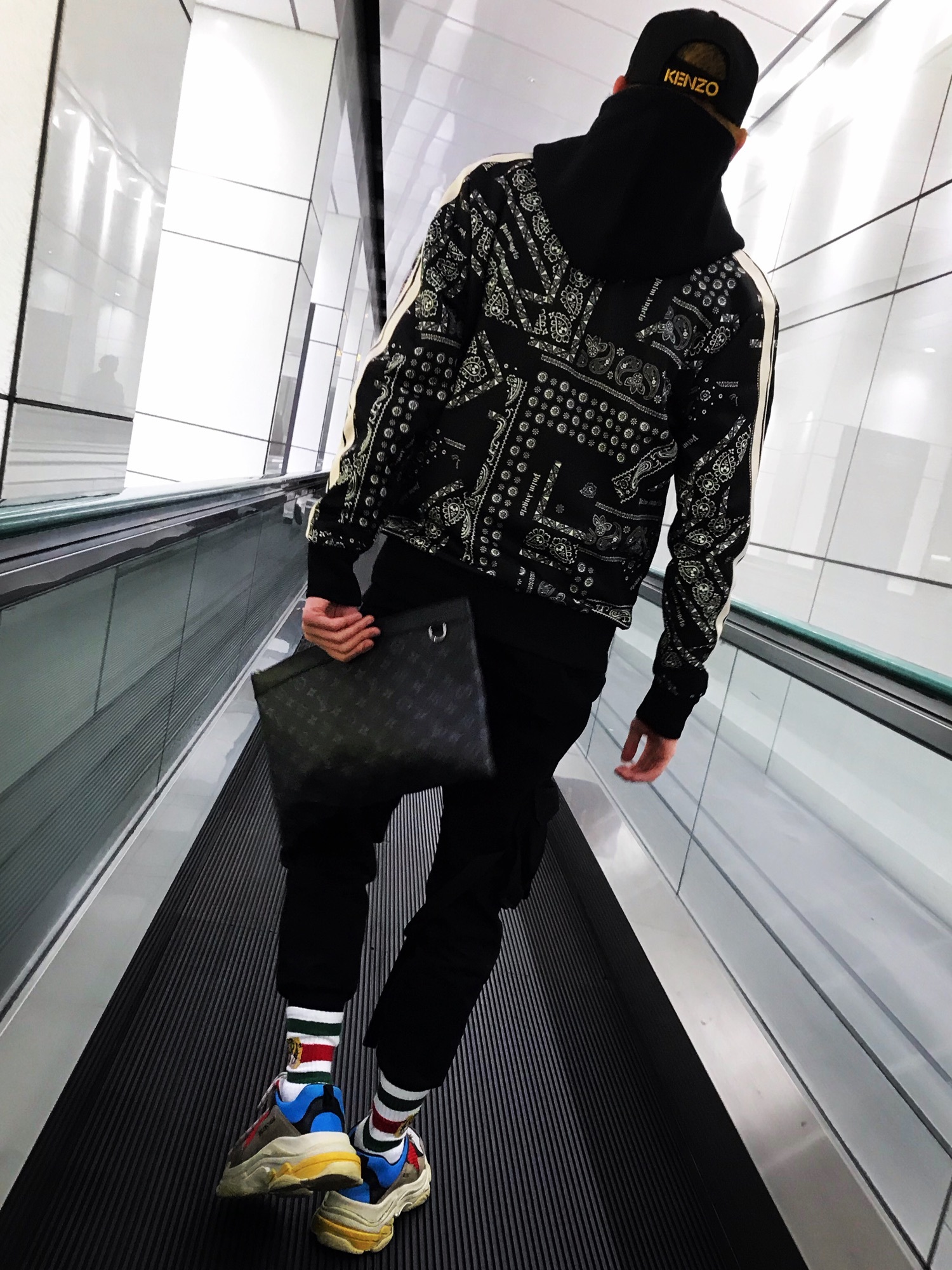 ジャージを使った「KENZO」の人気ファッションコーディネート - WEAR