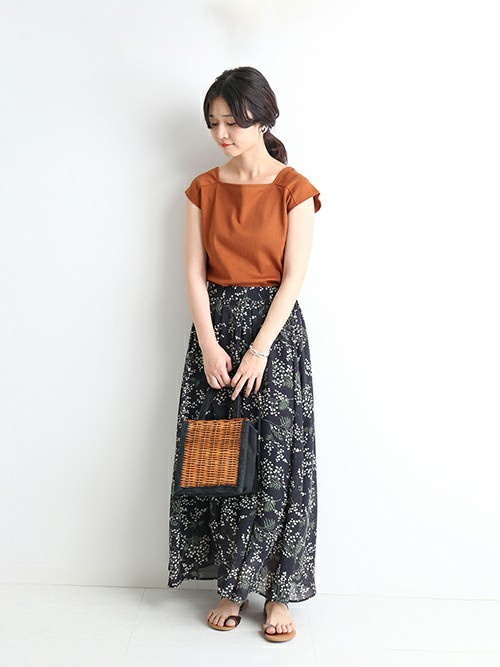 SLOBE IENA（スローブイエナ）の「ミモザ柄ギャザーロングスカート