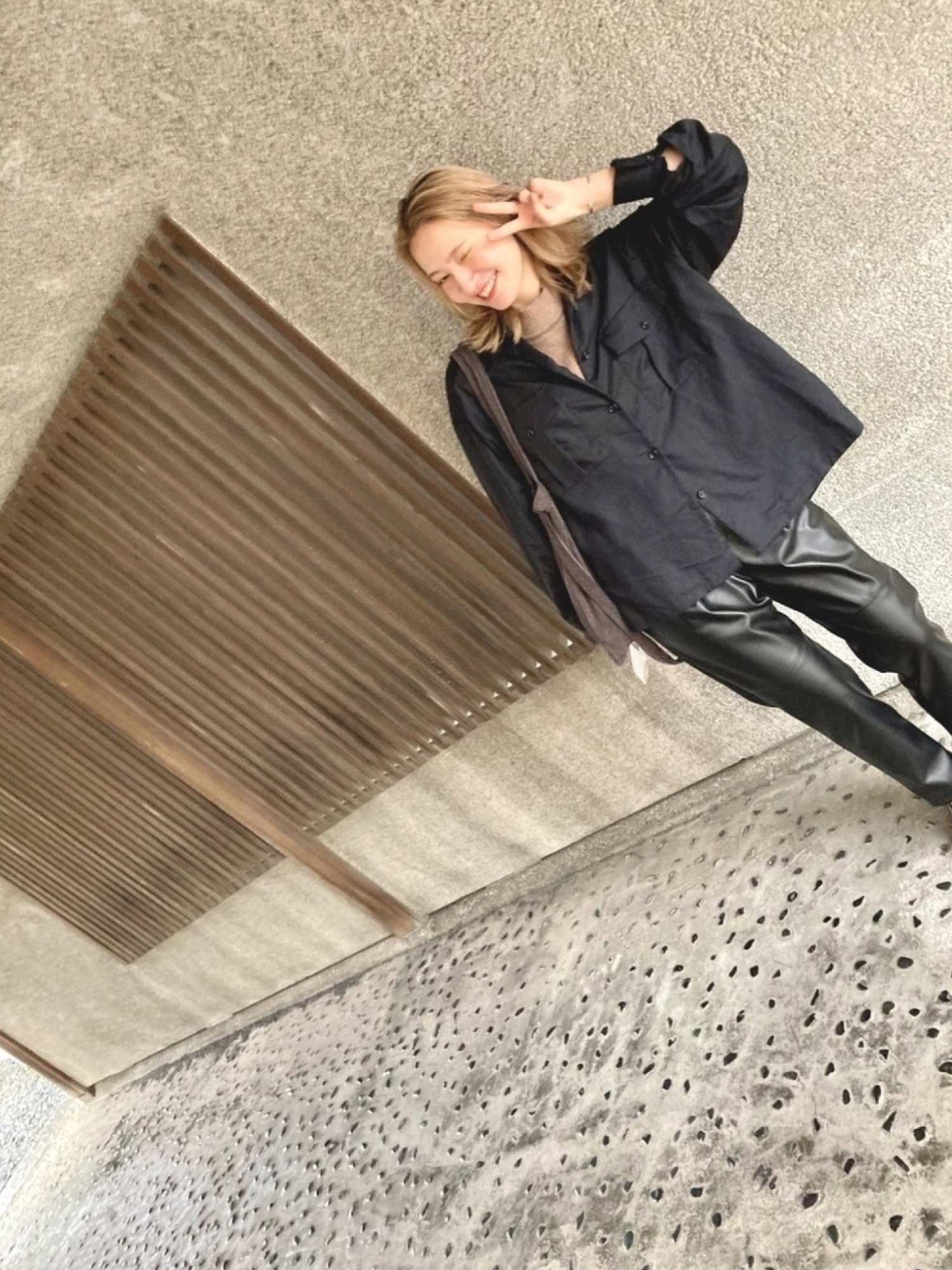 ◎STORY 5月号＆Spring 6月号掲載：フェイクレザーパンツ【MAISON