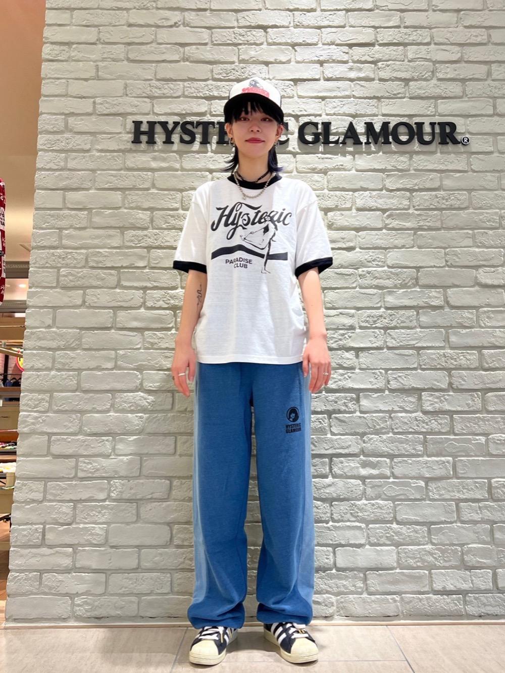 00sヴィンテージHYSTERIC GLAMOURリバーシブルT HYSTERIC GLAMOUR（ヒステリックグラマー）の「DENNIS MORRIS