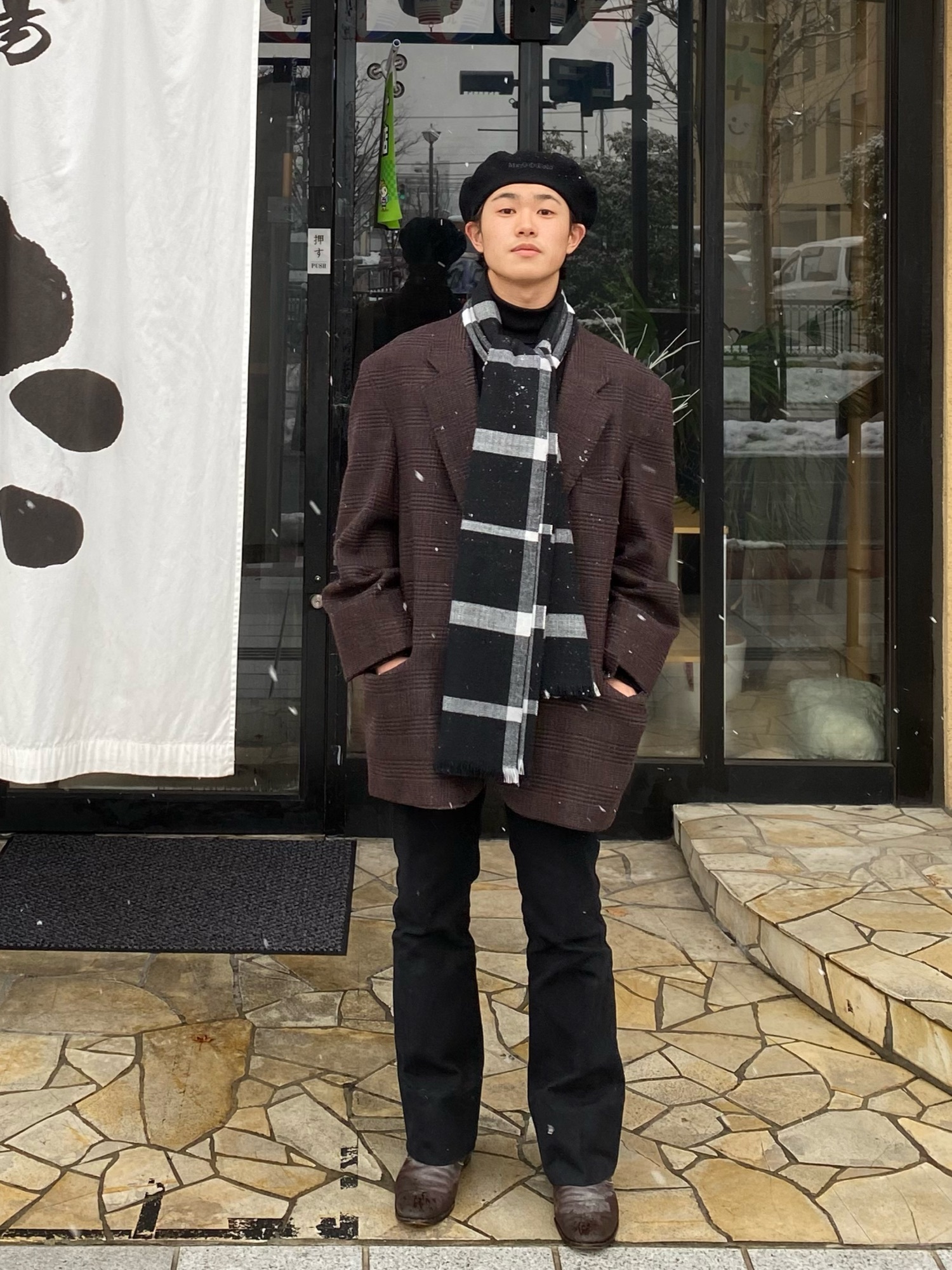 WOOLRICHのテーラードジャケットを使ったメンズ人気ファッション 