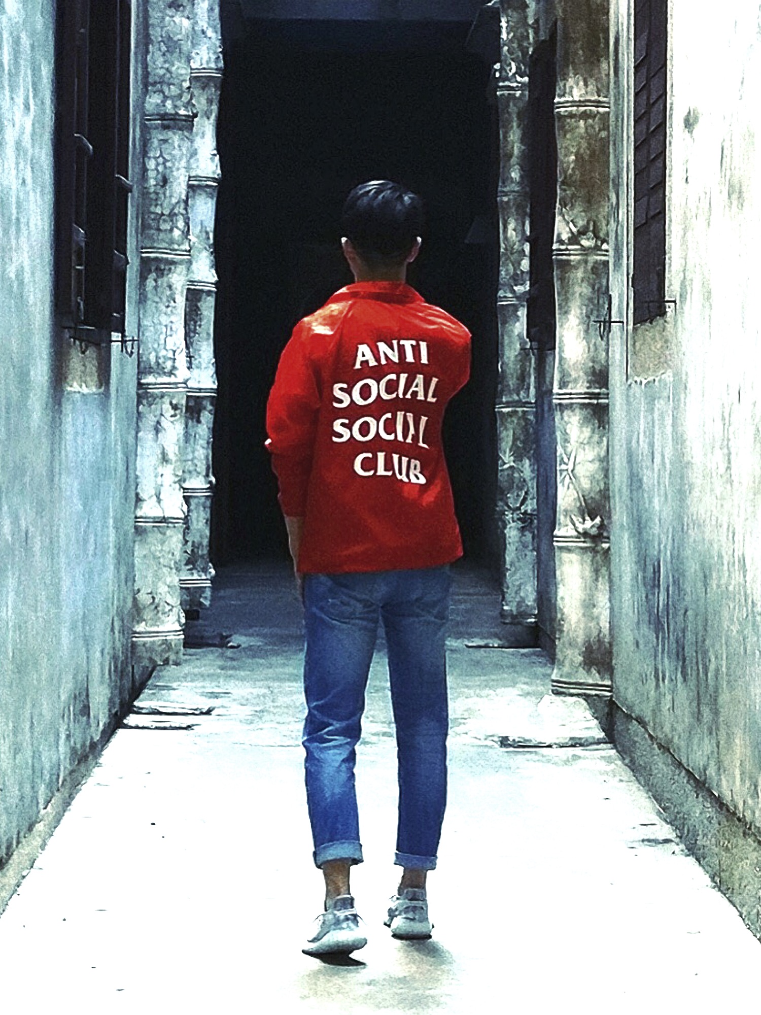 ANTI SOCIAL SOCIAL CLUBのスタジャンを使った人気ファッション