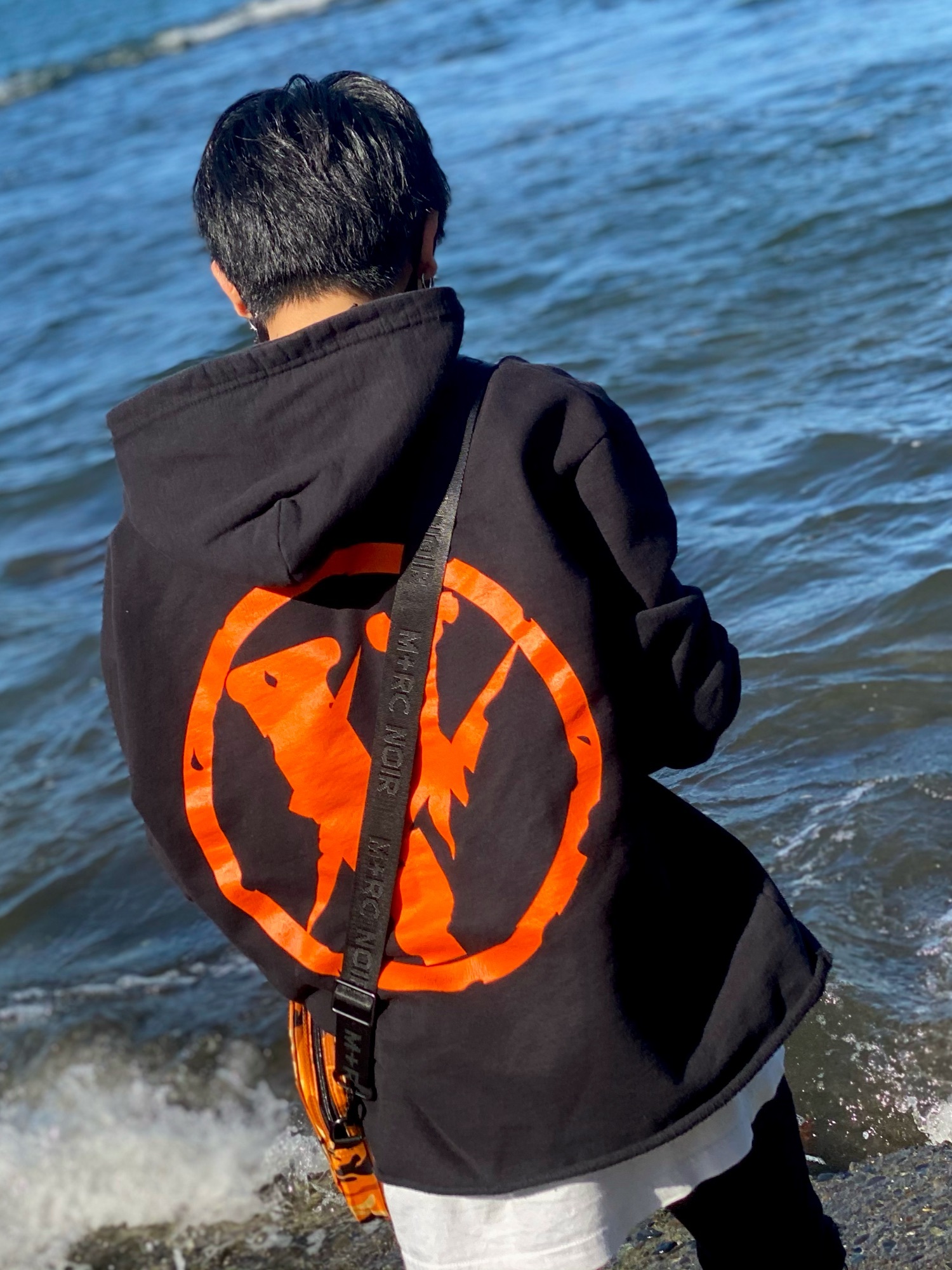 VLONE（ヴィーロン）の「VLONE/ヴィーロン FRAGMENT HOODIE