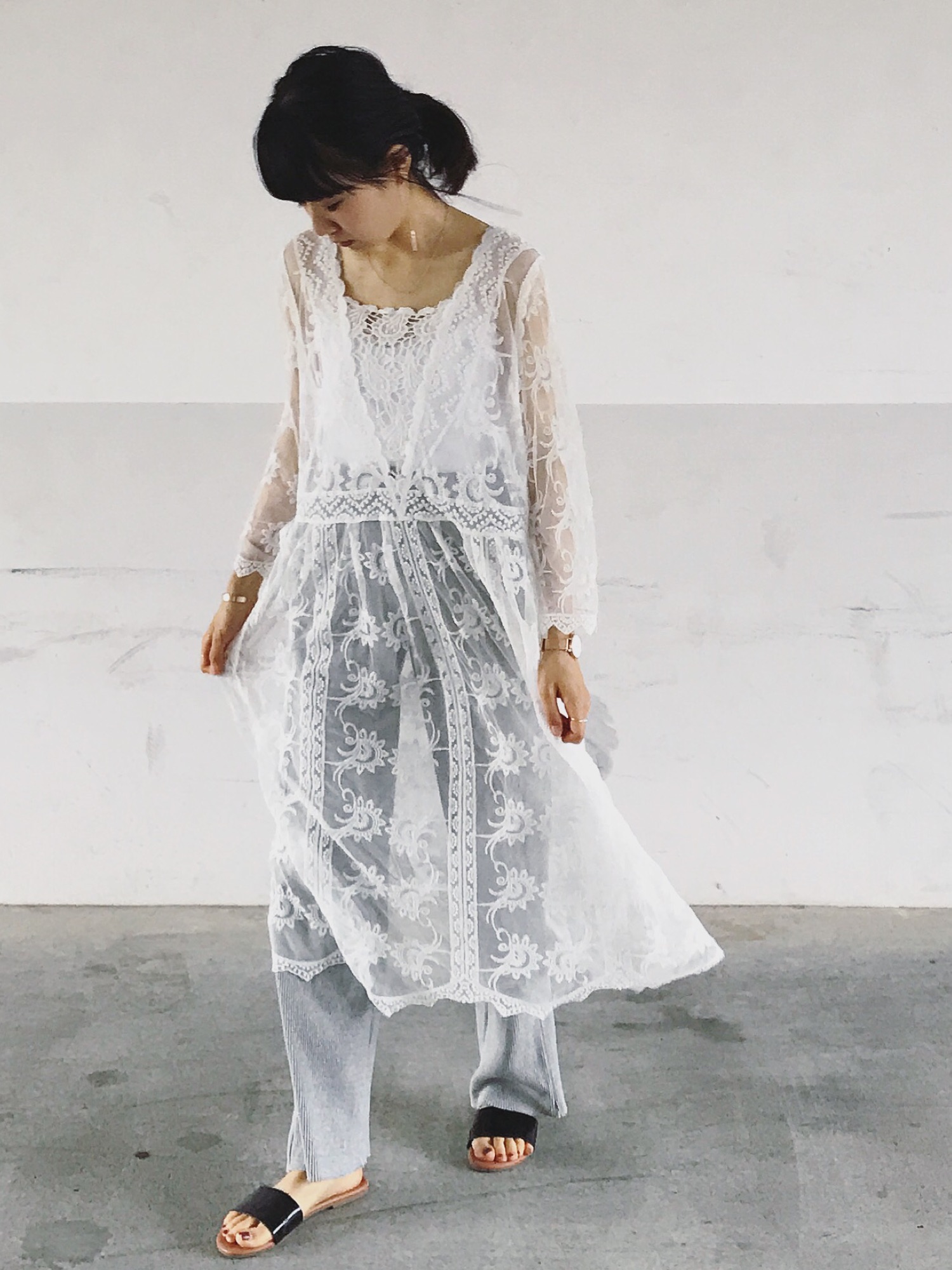 白レースワンピで暑い日も爽やかに」WEAR Officialのお気に入り