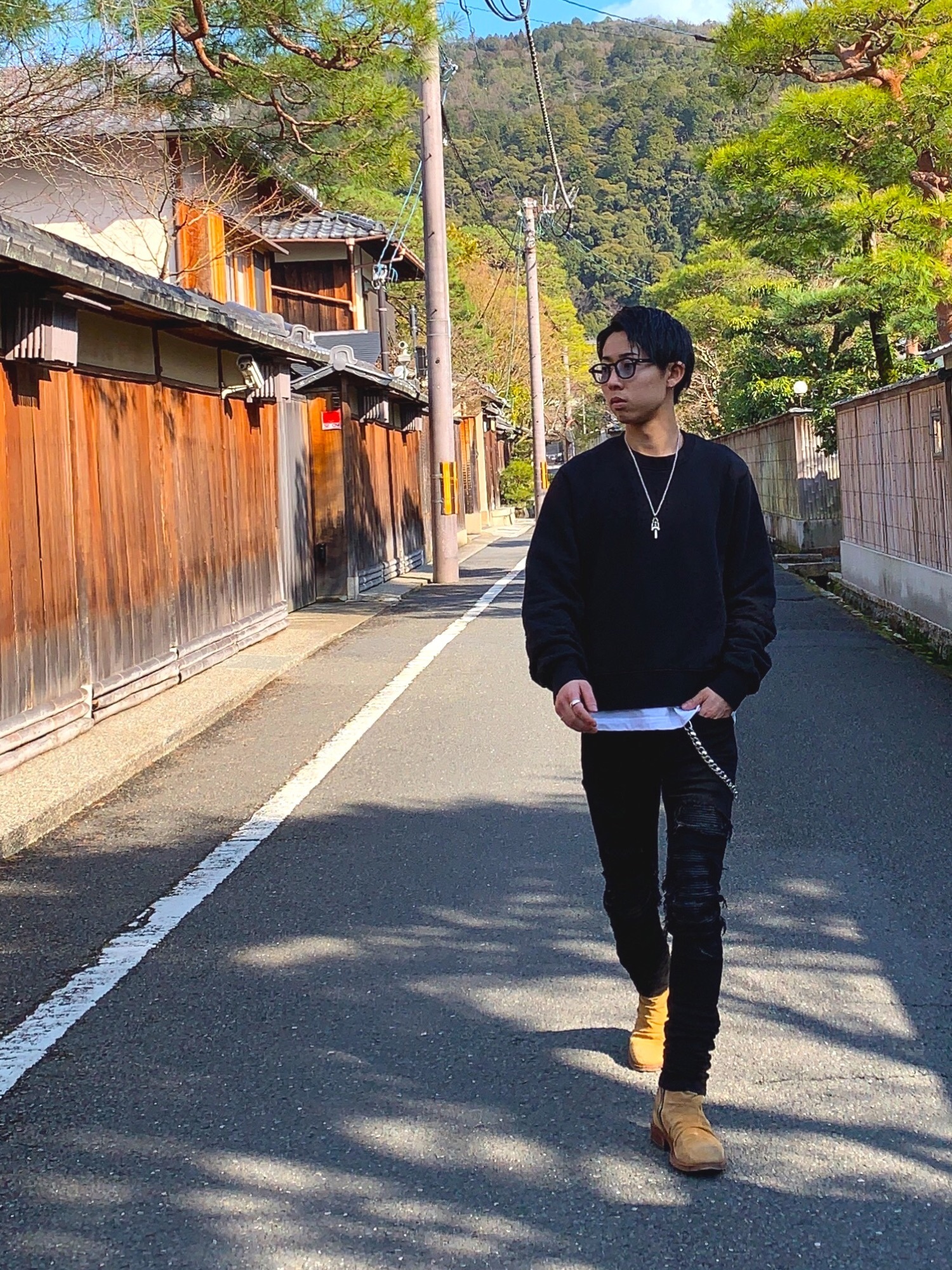 AMIRI（アミリ）の「AMIRI Shotgun Distressed Loopback Cotton-Jersey 