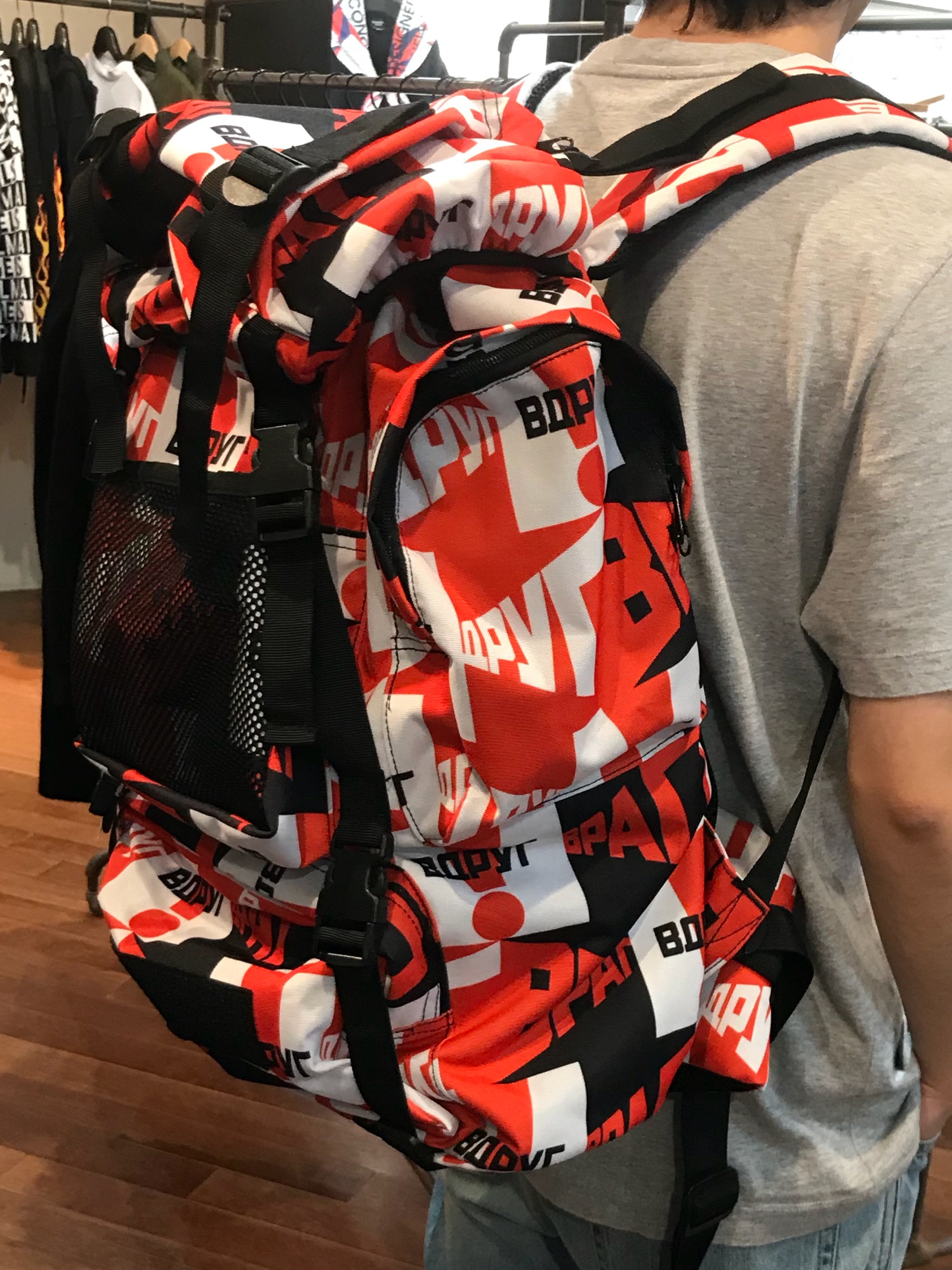 Gosha Rubchinskiyのバックパック/リュック（レッド系）を使った人気