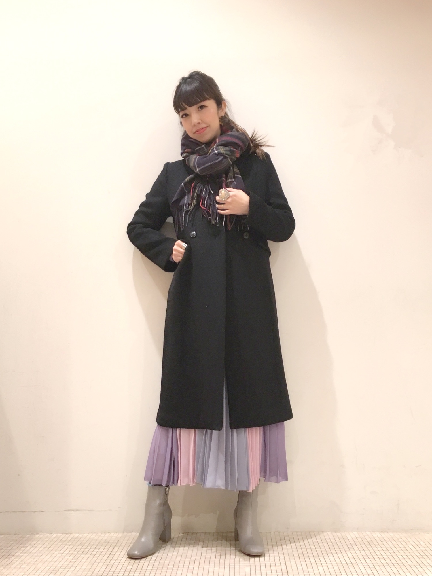 Demi-Luxe BEAMS / ノーカラー Vネックコートを使った人気ファッション