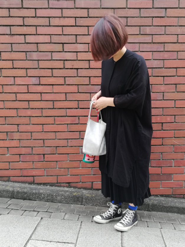 人気✨ミズイロインド ダブルガーゼ　バンドカラーワイドシャツ　茶系 mizuiroind（ミズイロインド）の「ダブルガーゼバンドカラー