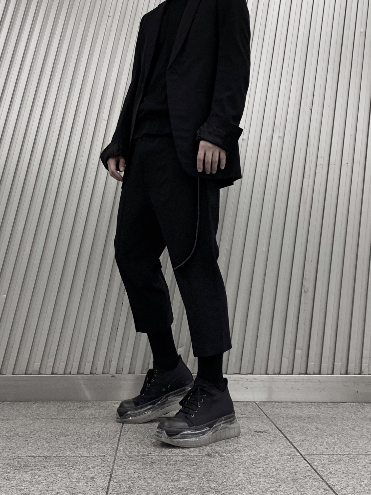 色んなコーデに♪【RICK OWENS】ベベルバングル Rick Owensのベルトを使った人気ファッションコーディネート - WEAR
