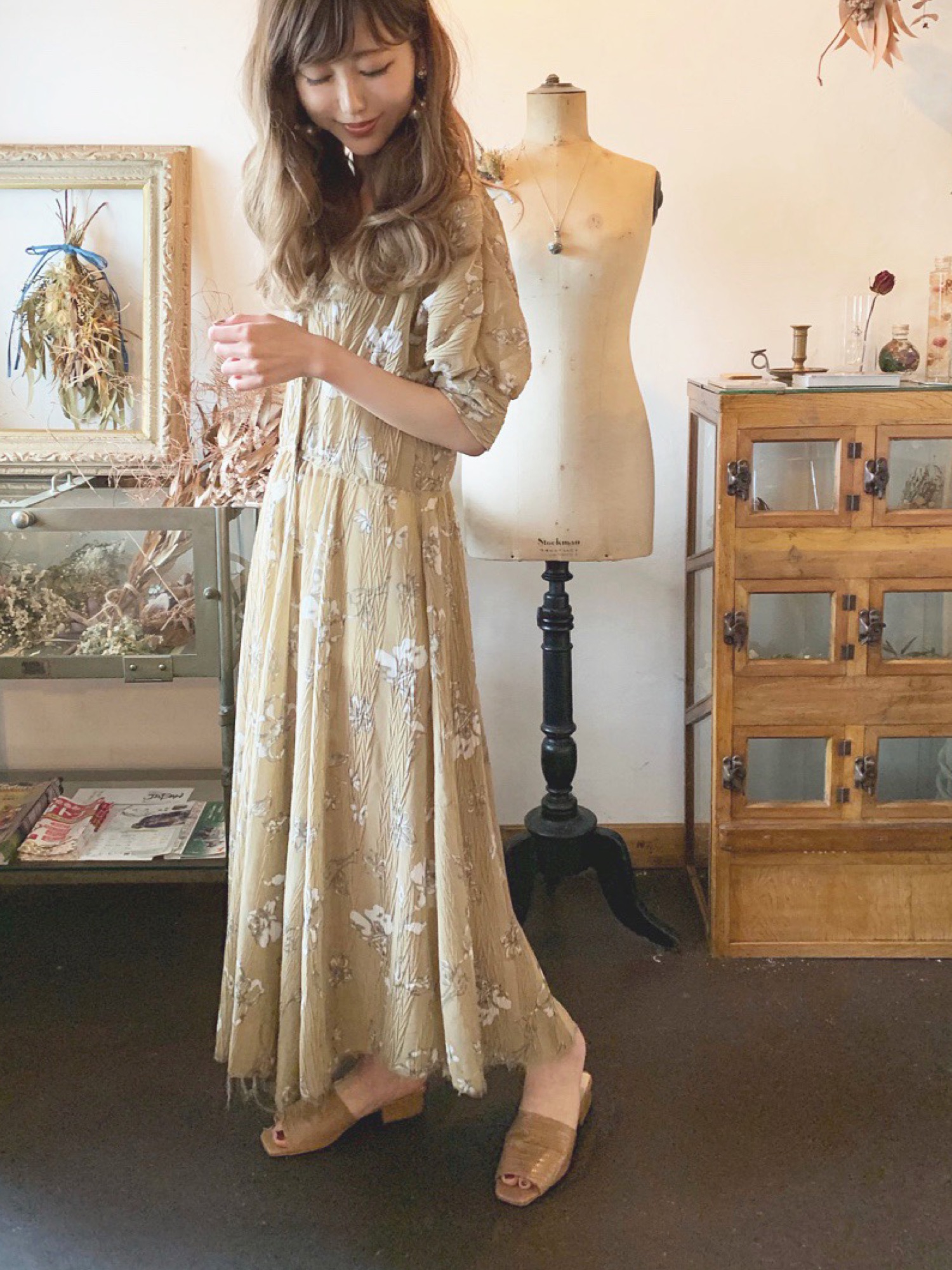 TODAYFUL（トゥデイフル）の「シアーフラワードレス（ワンピース