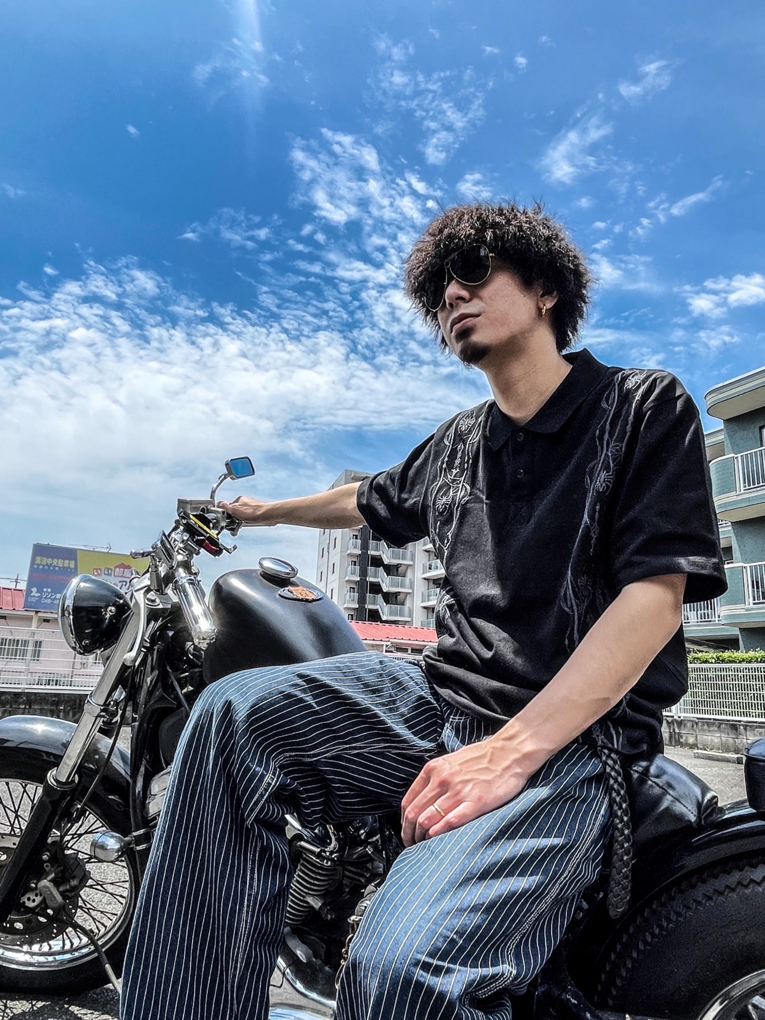 SKOLOCT ストライプポロシャツ ストライプ ポロシャツ」 サイズ：M/L/LL、カラー：アイボリー