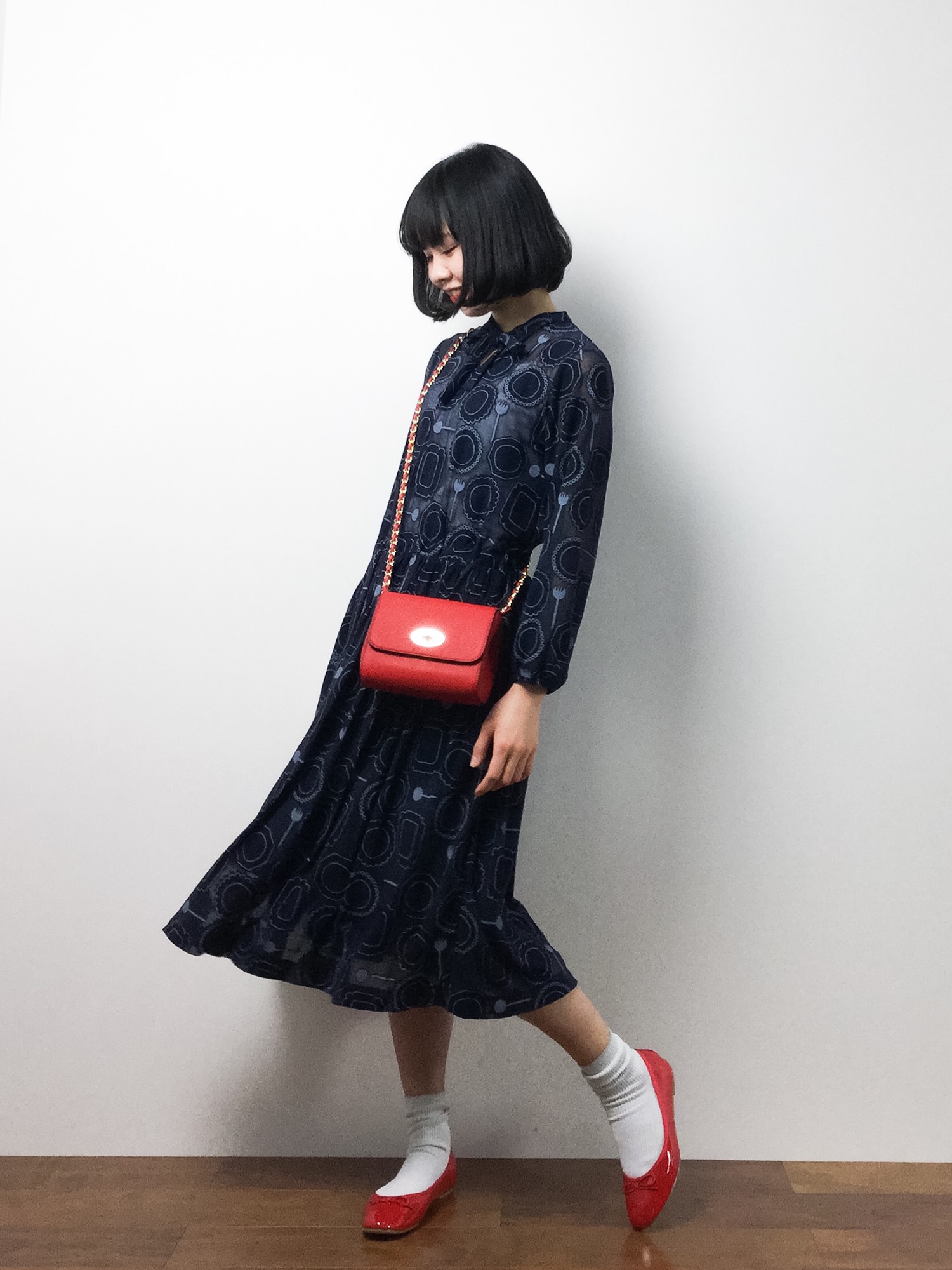 peu pres（プープレ）の「ﾌﾟﾚｰﾄ柄ｵﾊﾟｰﾙﾌﾟﾘﾝﾄﾎﾞｳﾀｲワンピース