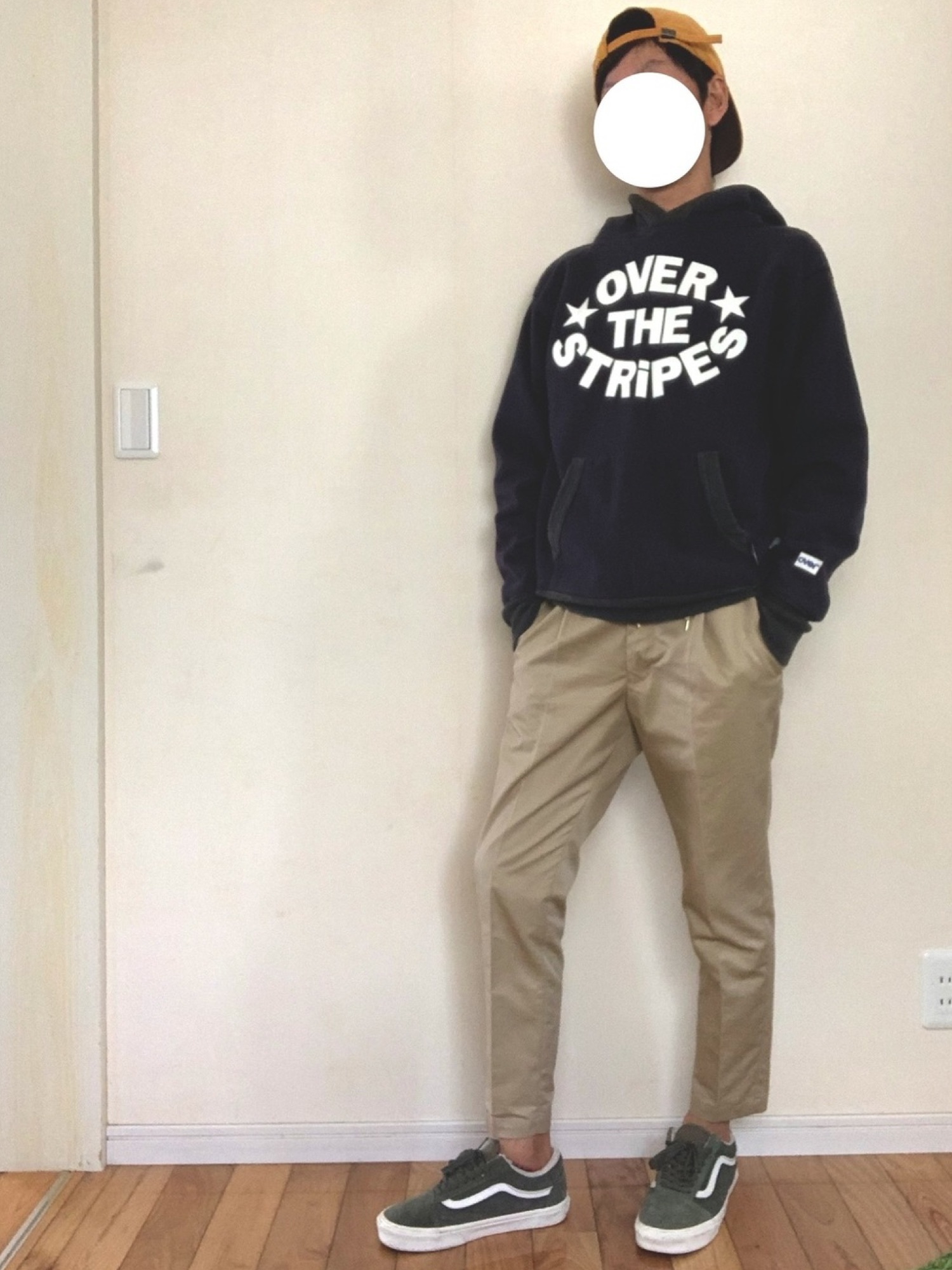 OVER THE STRIPESのパーカーを使った人気ファッションコーディネート 
