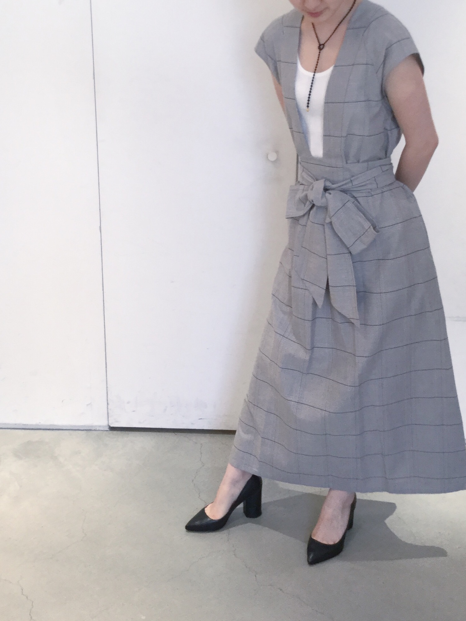 rukkilill（ルッキリル）の「C/R/S グレンチェック スクエアネック  