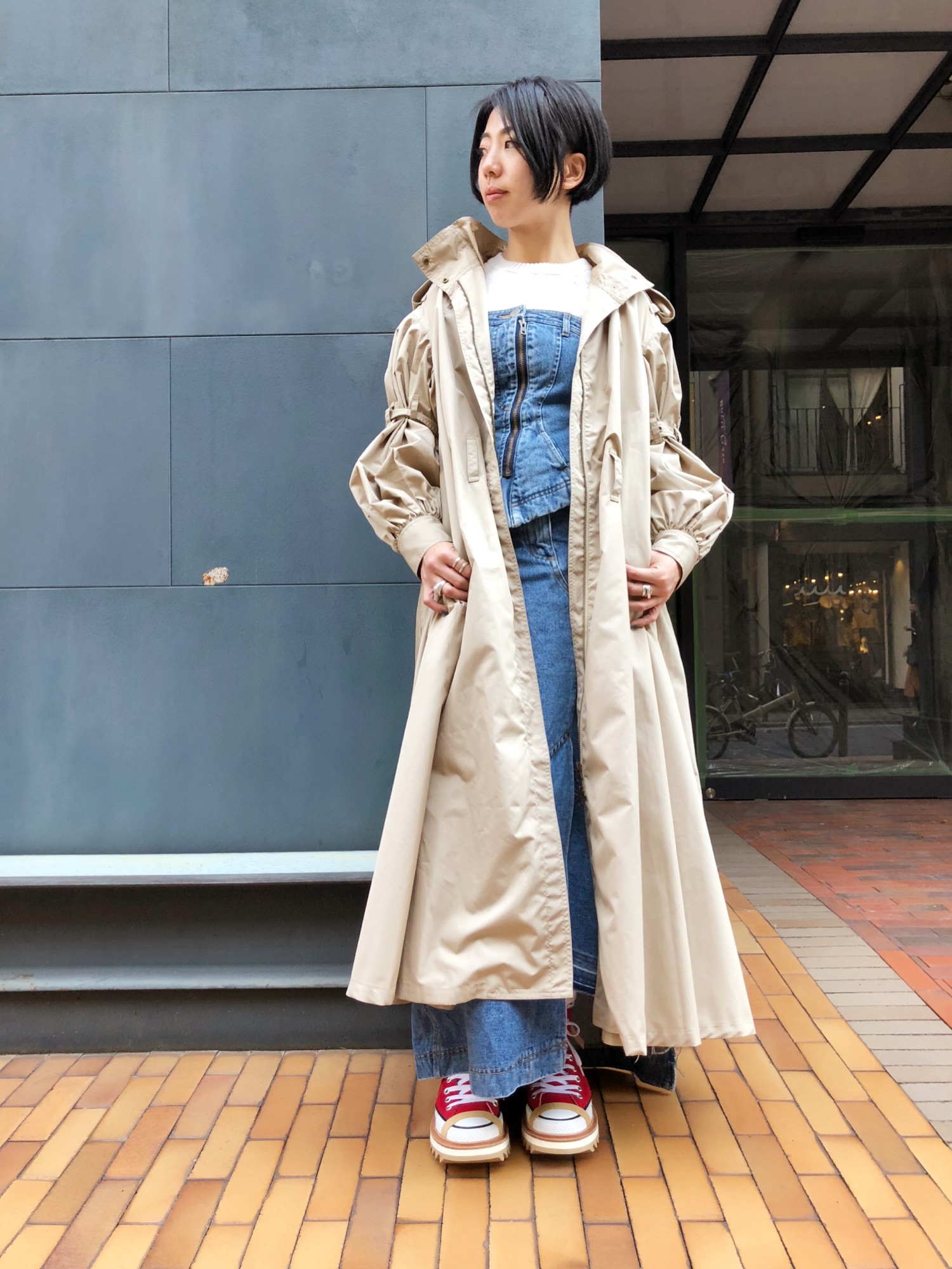 SHARE SPIRITのトレンチコートを使った人気ファッションコーディネート