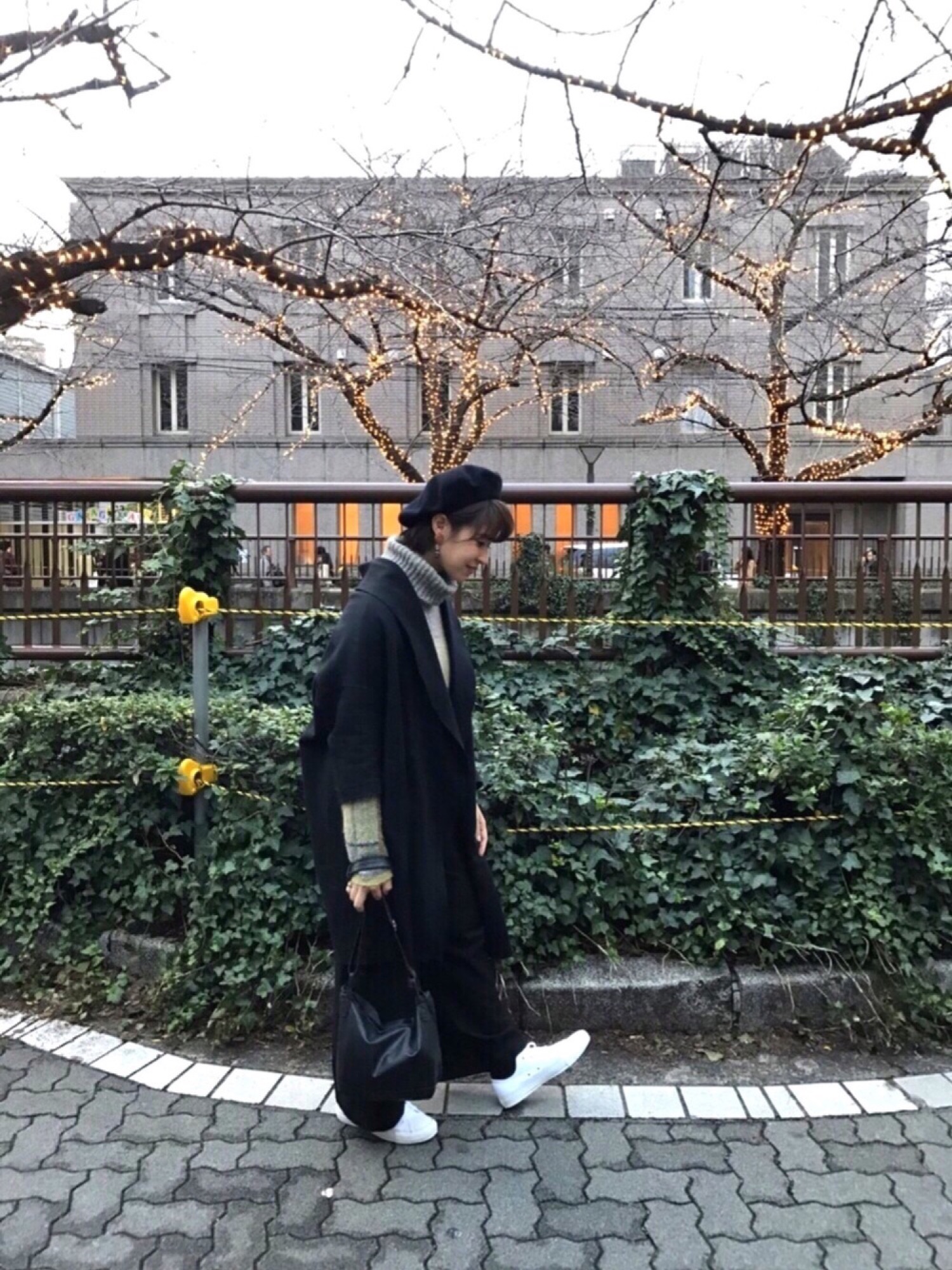 peu pres（プープレ）の「リンクス圧縮 ミトンポケットドレープコート 