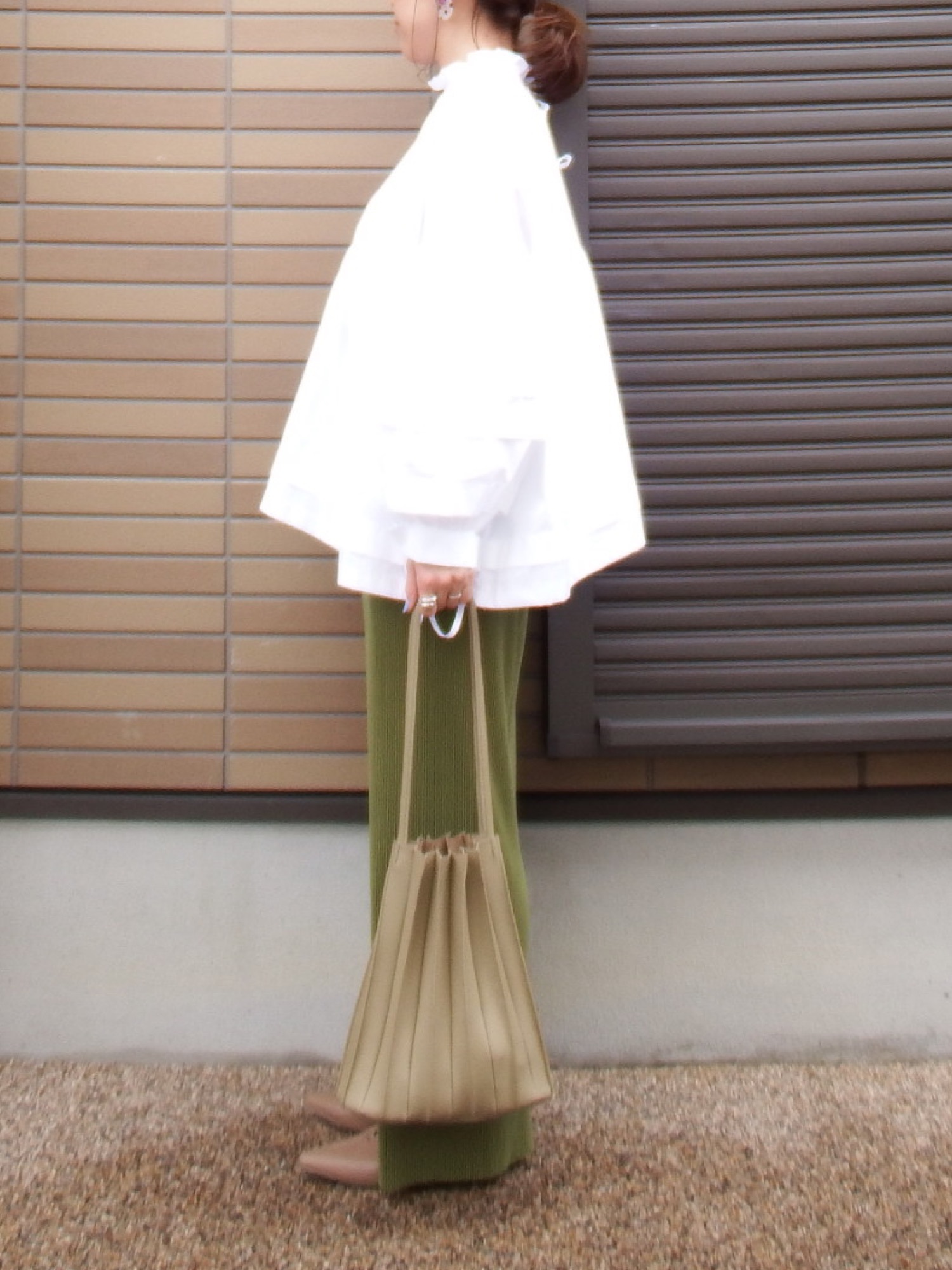 Gready Brilliant（グレディブリリアン）の「ハイネックフリルBCリボン 