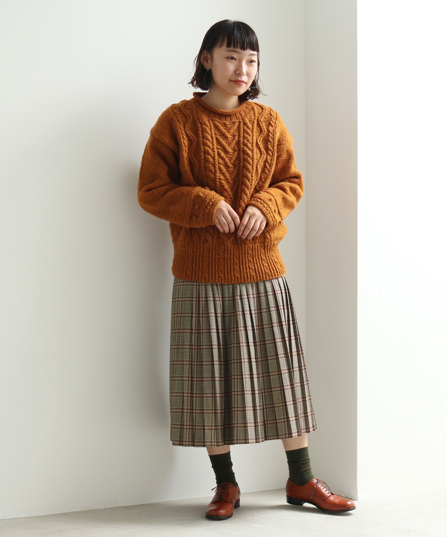 ビュルデサボン ケーブル編みニットプルオーバー bulle de savon（ビュルデサボン）の「ハンドニット ケーブル編みプル