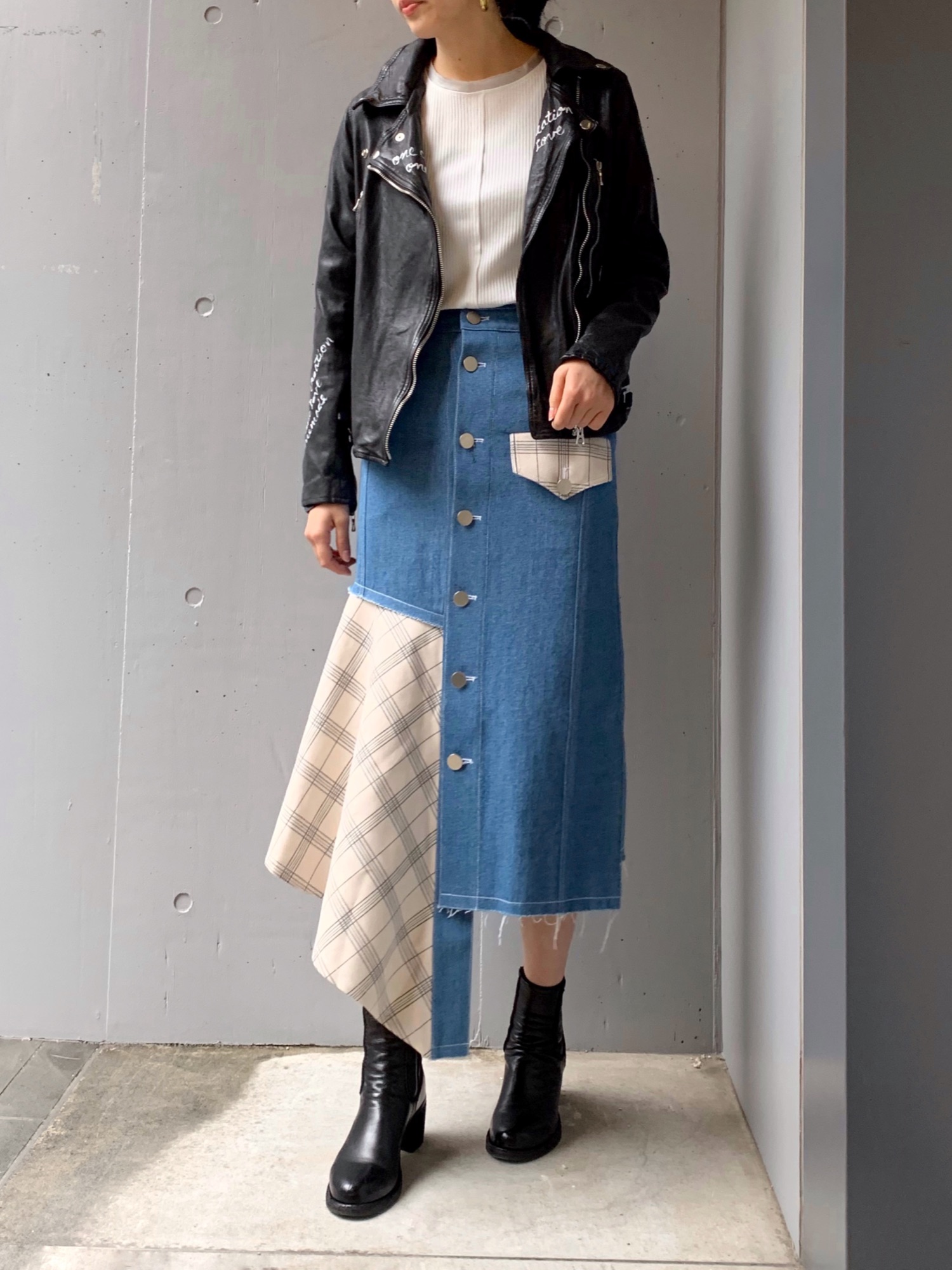 ayano｜REKISAMIのTシャツ/カットソーを使ったコーディネート - WEAR 