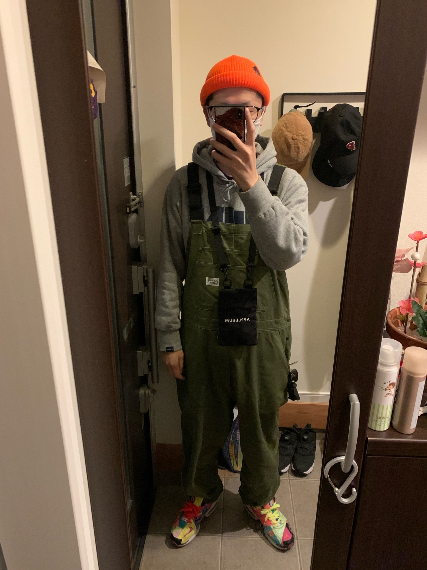 Back Channel（バックチャンネル）の「OVERALLS（その他パンツ