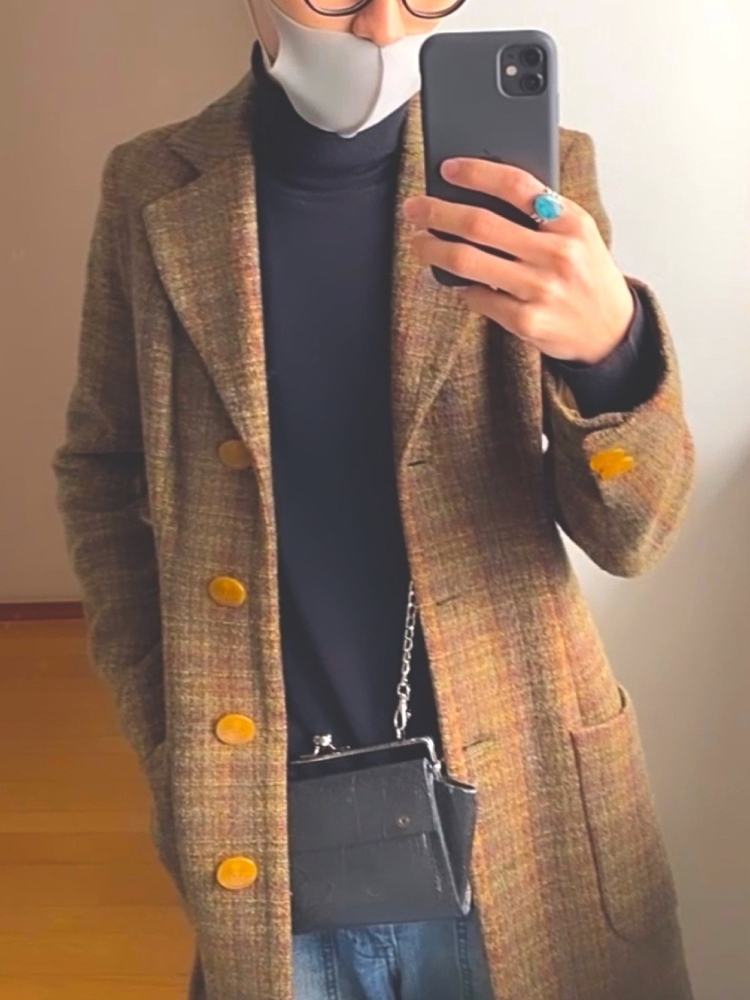 ヴィヴィアンウエストウッド　新品未使用！2022AWエベレスト変形トレンチコート Vivienne Westwoodのトレンチコートを使った人気ファッション