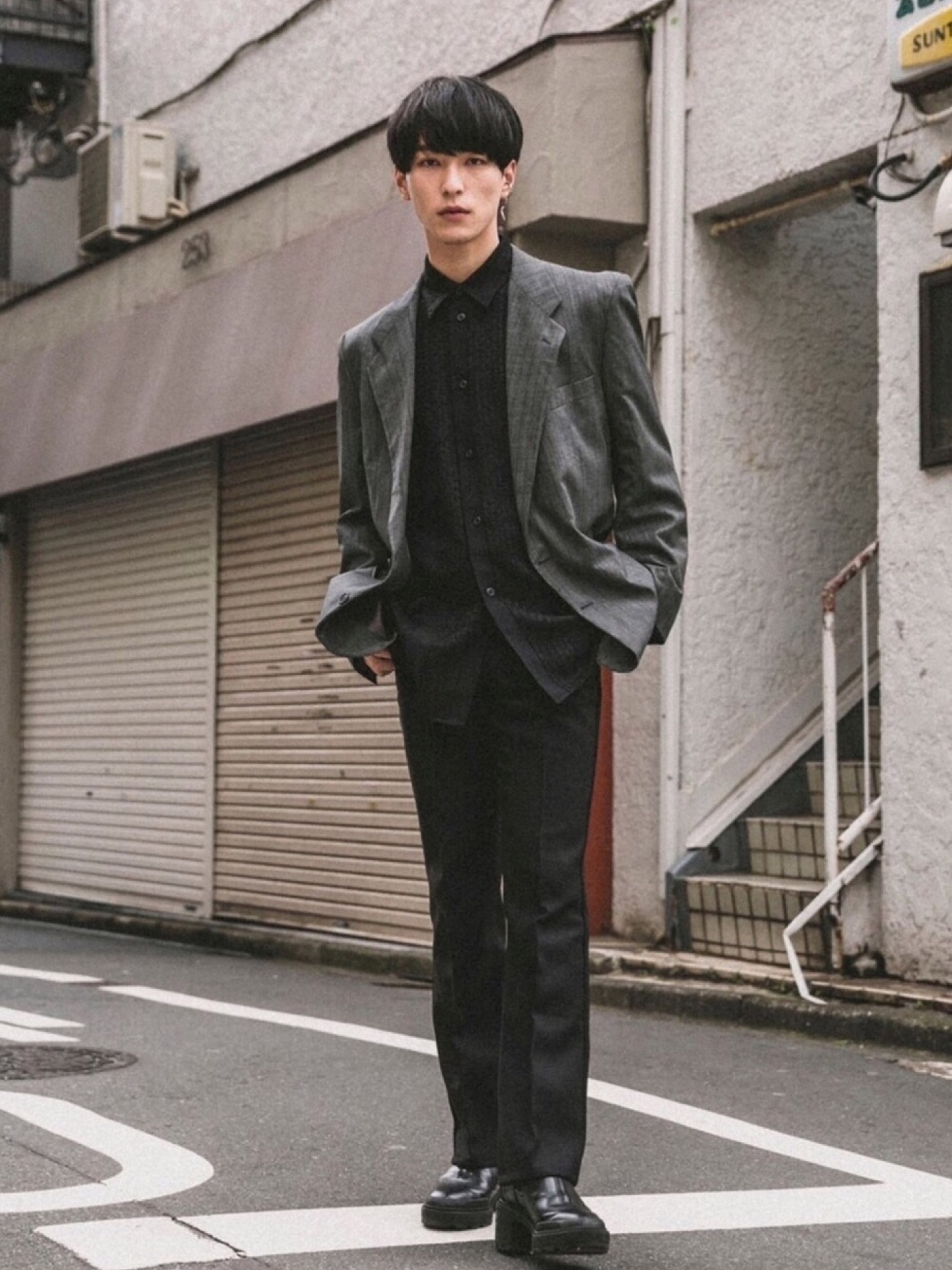 【コーデに余裕を♪】Saint Laurent ウールギャバジンブレザー ジャケット（ウールギャバジン） | Saint Laurent サンローラン