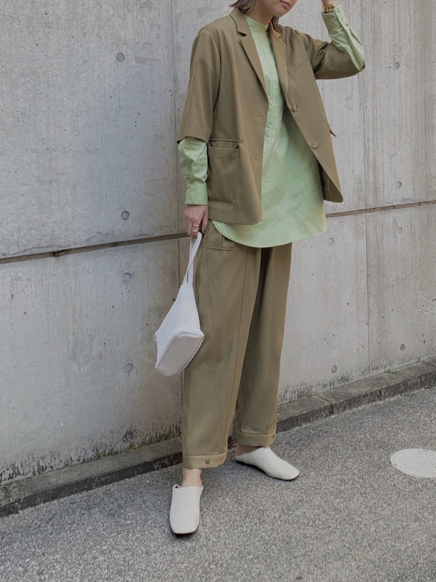 <6(ROKU)>COTTON SHORT JACKET/ジャケット 40%OFF】COTTON LINEN SHORT JACKET – Shinzone