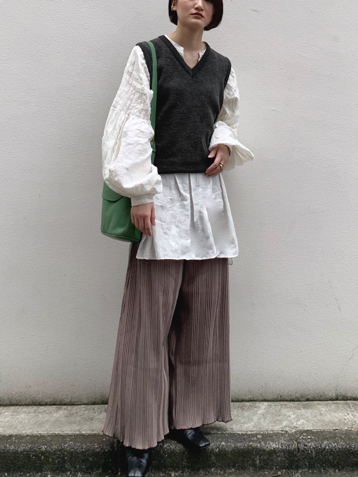 JUN MIKAMIのシャツ/ブラウスを使った人気ファッションコーディネート