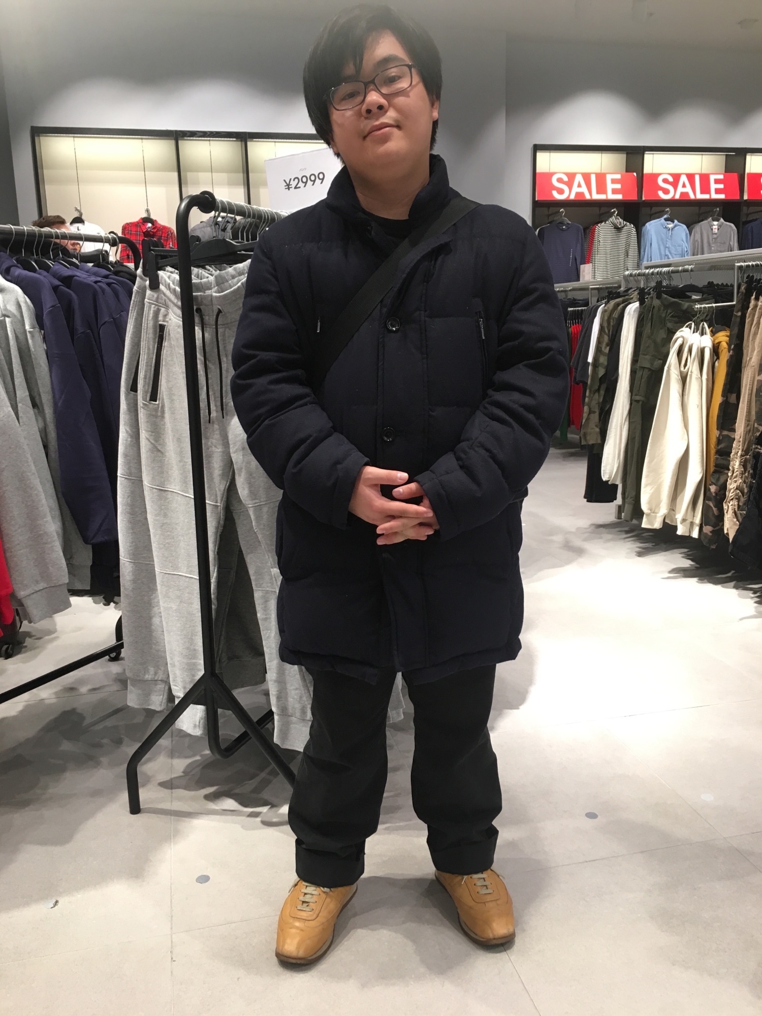 【落ち着いたベージュで合わせやすい♪】HERMES スニーカー ベージュ系 HERMES(エルメス) スニーカー(レディース) - 海外