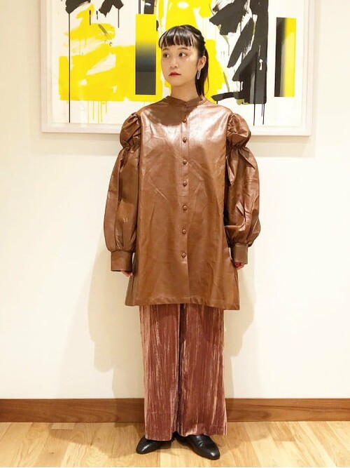 GHOSPELL フェイクレザー ワンピース Ray BEAMS Ray BEAMS（レイビームス）の「GHOSPELL / Fake Leather Shirts
