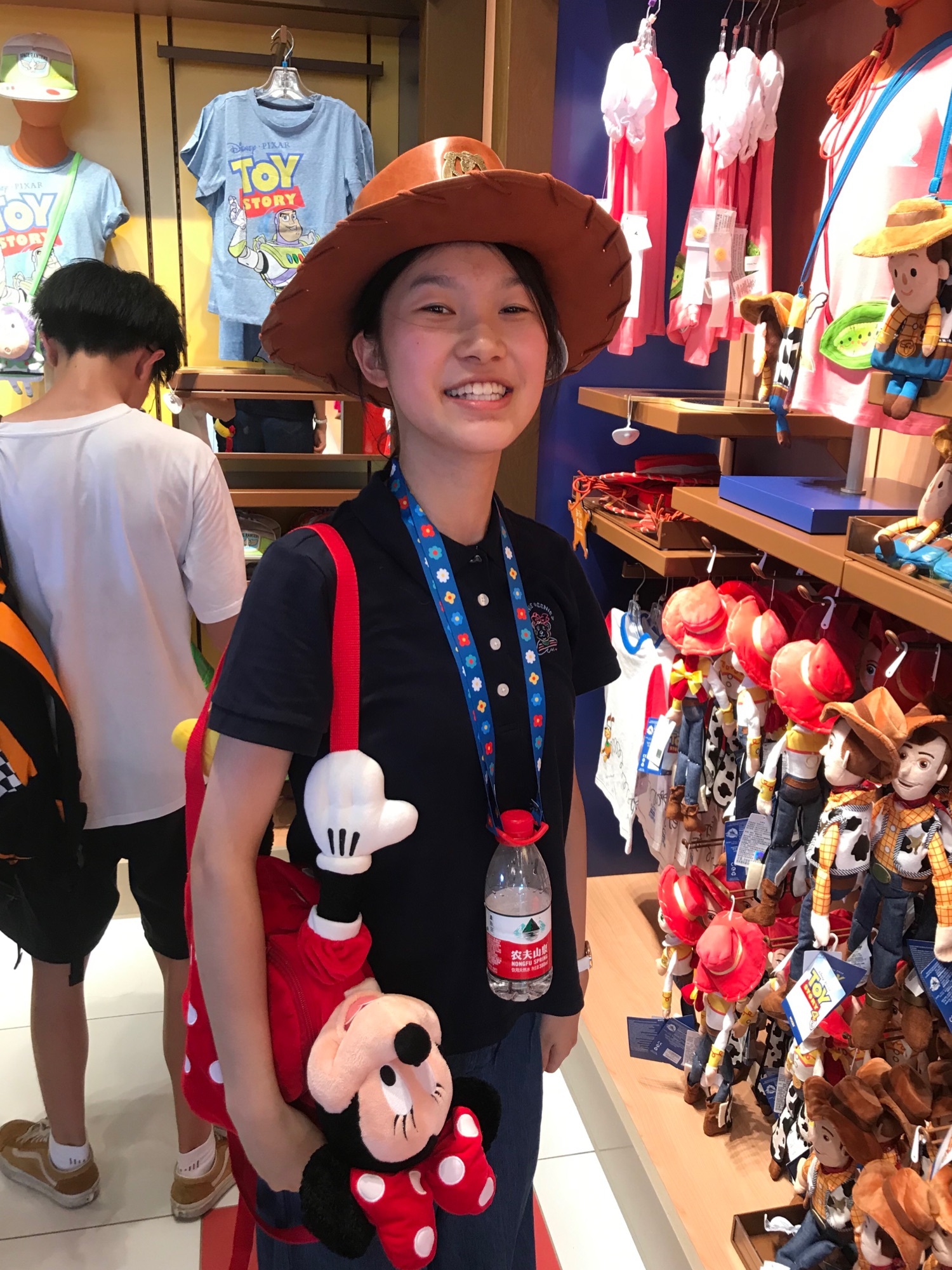 ディズニーぬいぐるみリュック ブラウン 約30cm ディズニーぬいぐるみリュック ブラウン 約30cm