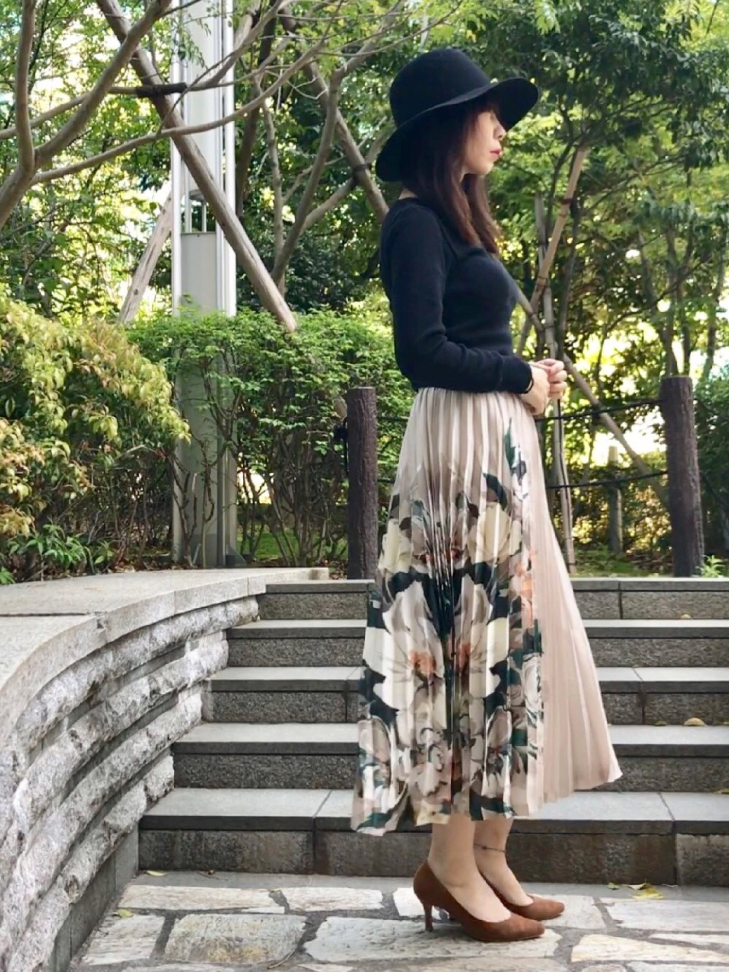 CLANE】Painting Flower Pleats Skirt | chidori.co