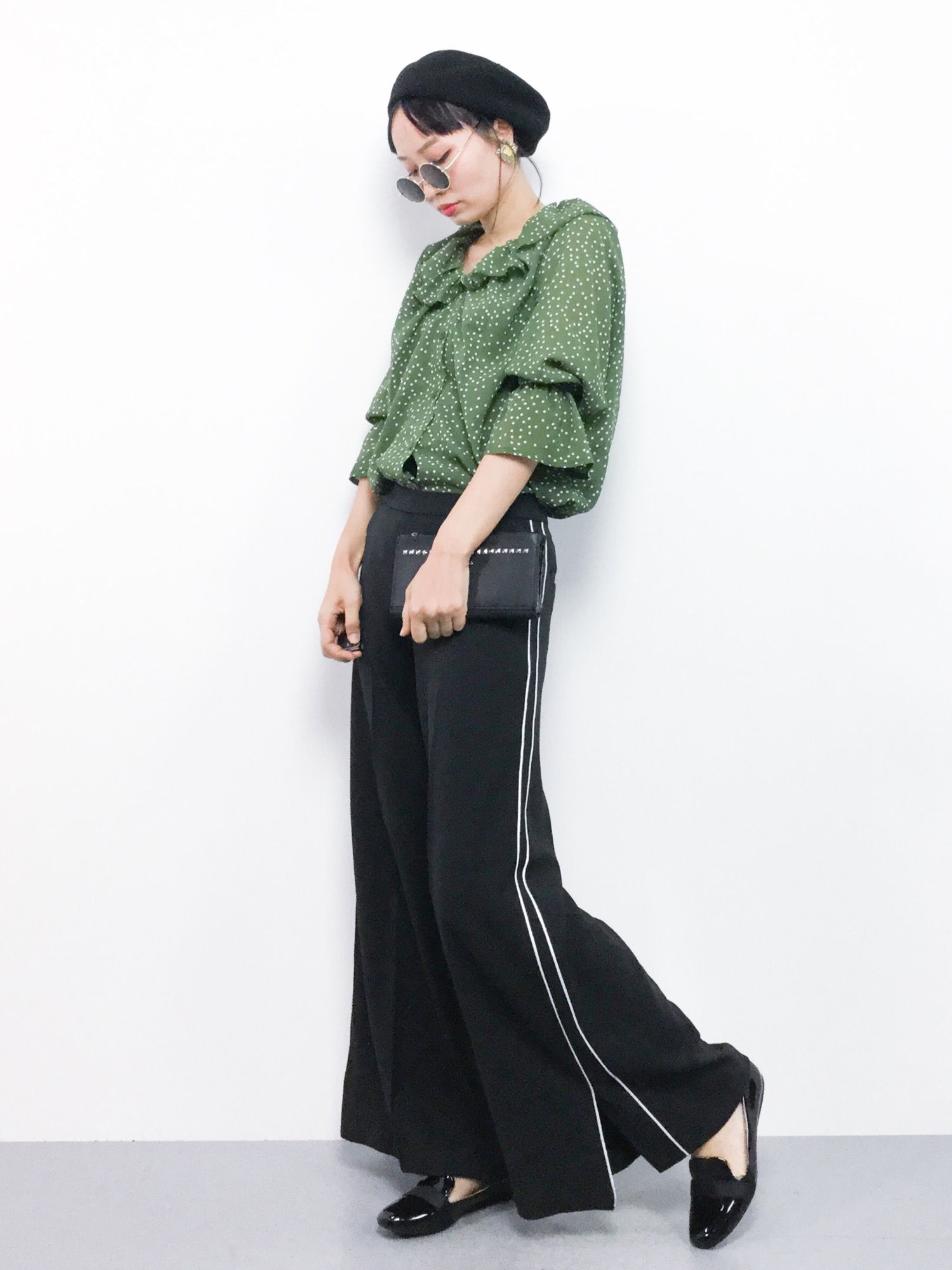 B00667 トゥデイフルTODAYFUL スリットジャージーパンツ TODAYFUL（トゥデイフル）の「スリットジャージーパンツ（その他