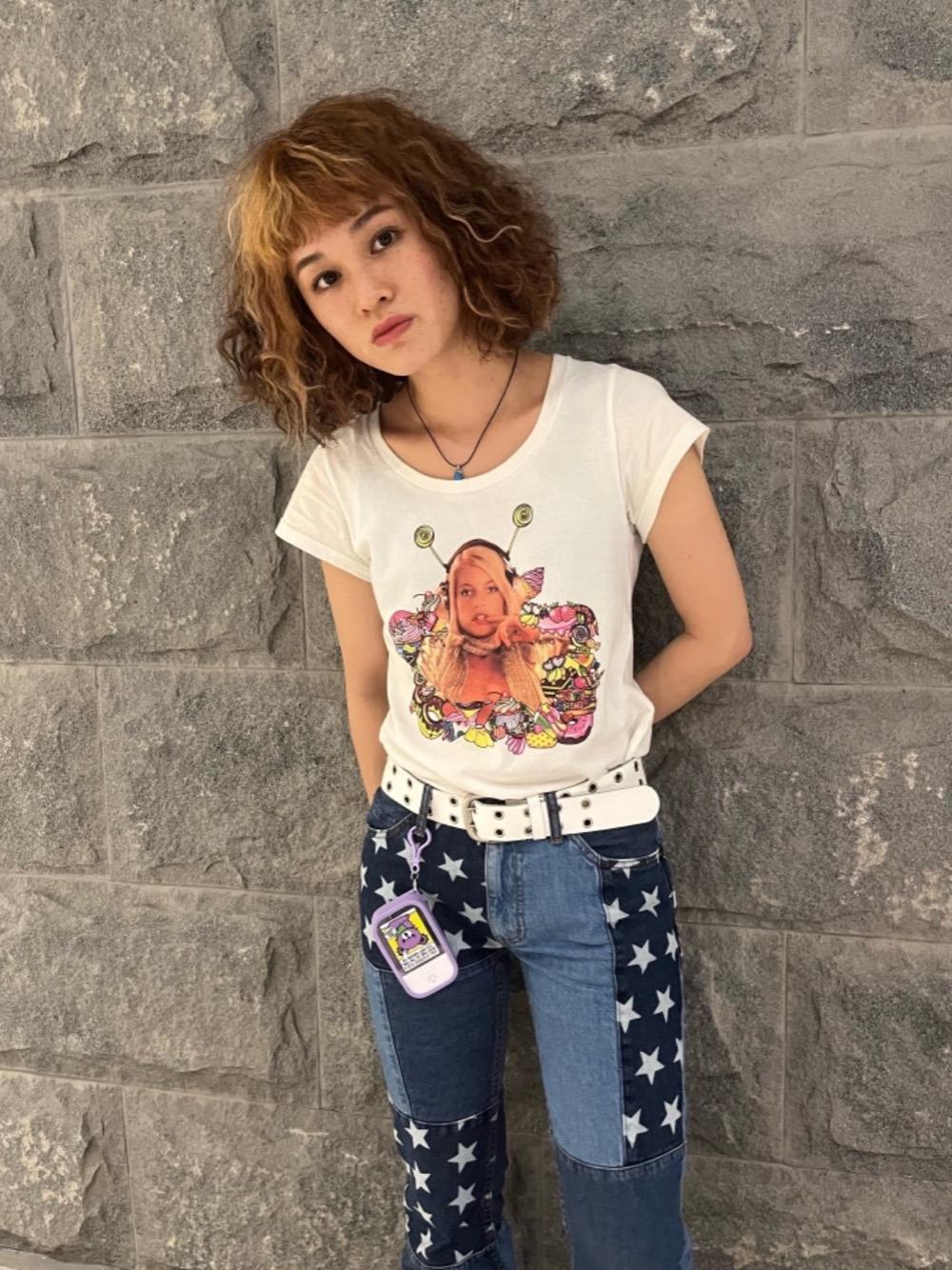 正規品HYSTERIC GLAMOUR イエロー グラフィックTシャツ HYSTERIC GLAMOUR（ヒステリックグラマー）の「DIZZY&MILKY T