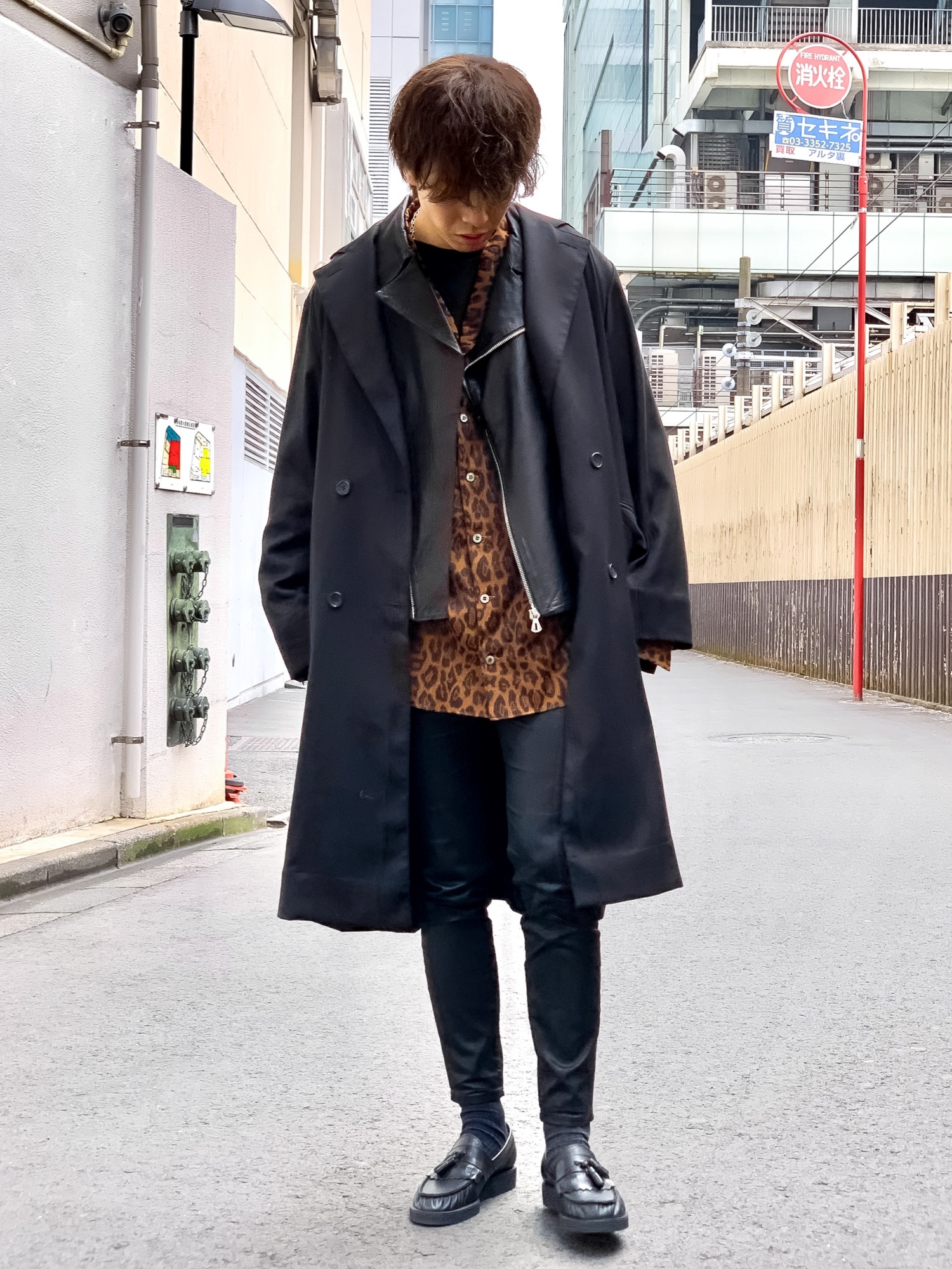 クリワキタカヒロ(Lui's)｜Lui'sのチェスターコートを使った