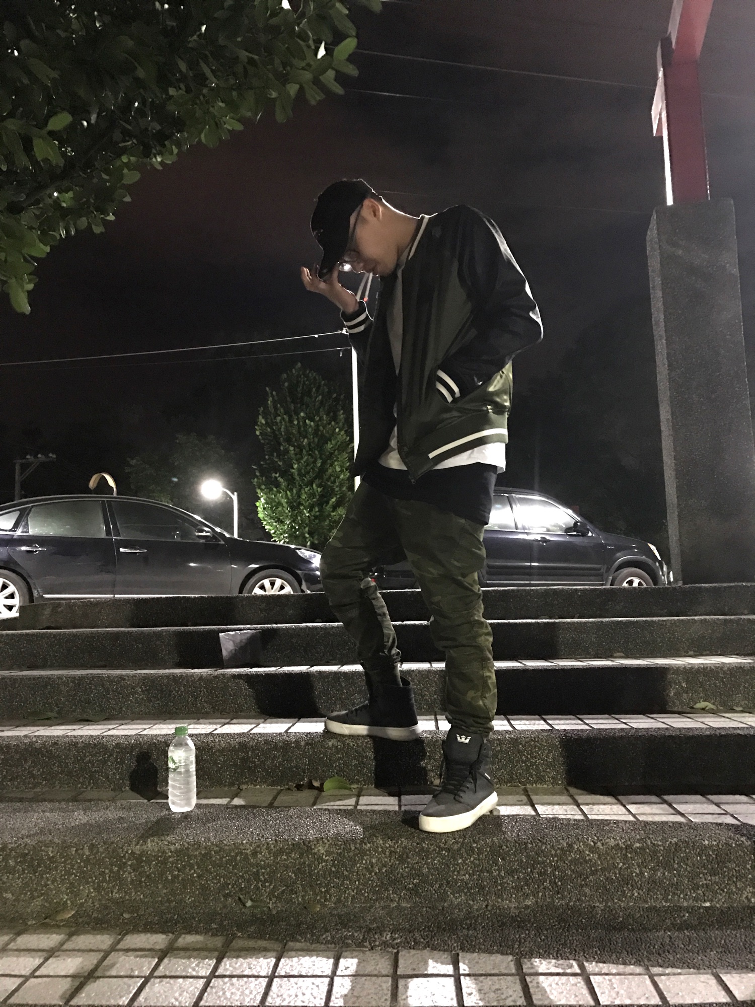 CONVERSEのスタジャン（グリーン系）を使ったメンズ人気ファッション 