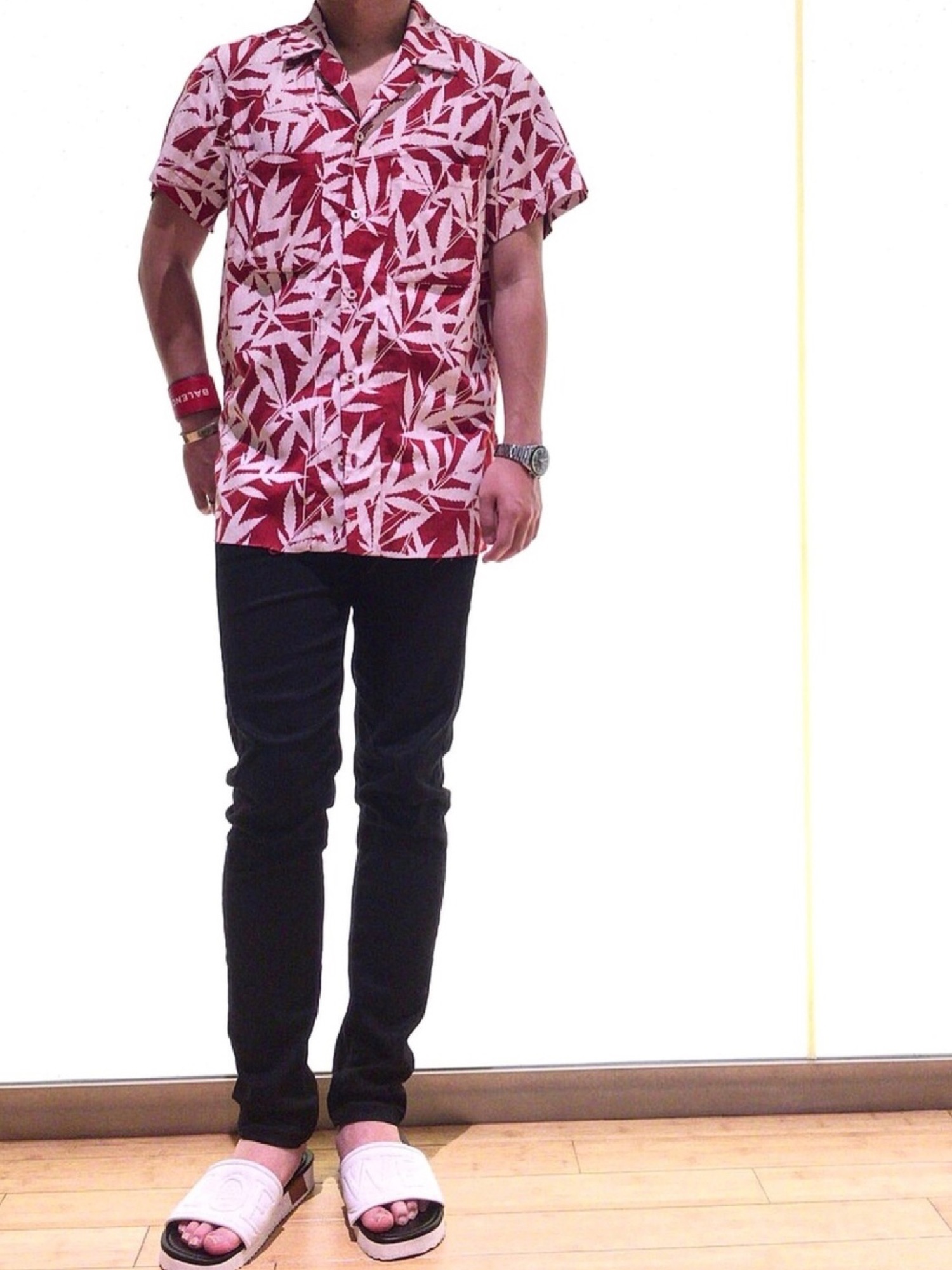 サンダルを使った「AMIRI」の人気ファッションコーディネート - WEAR